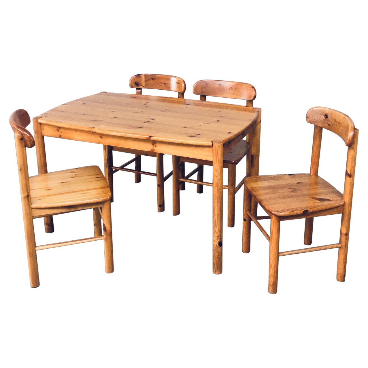 Dänische Kiefernholzstühle und Tischset im Stil von Rainer Daumiller, um 1975