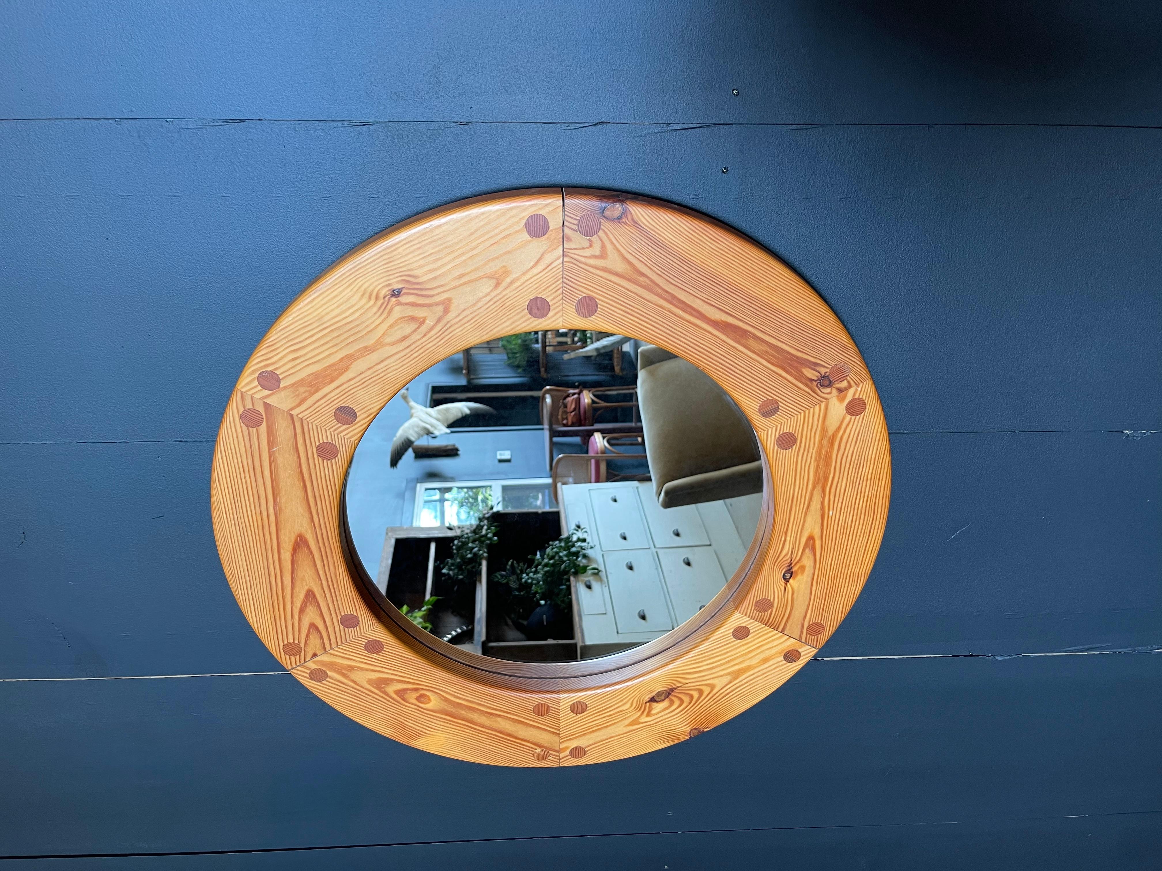 Danish Pine Pegged Round Nautical Style Mirror In Good Condition For Sale In Mckinney, TX