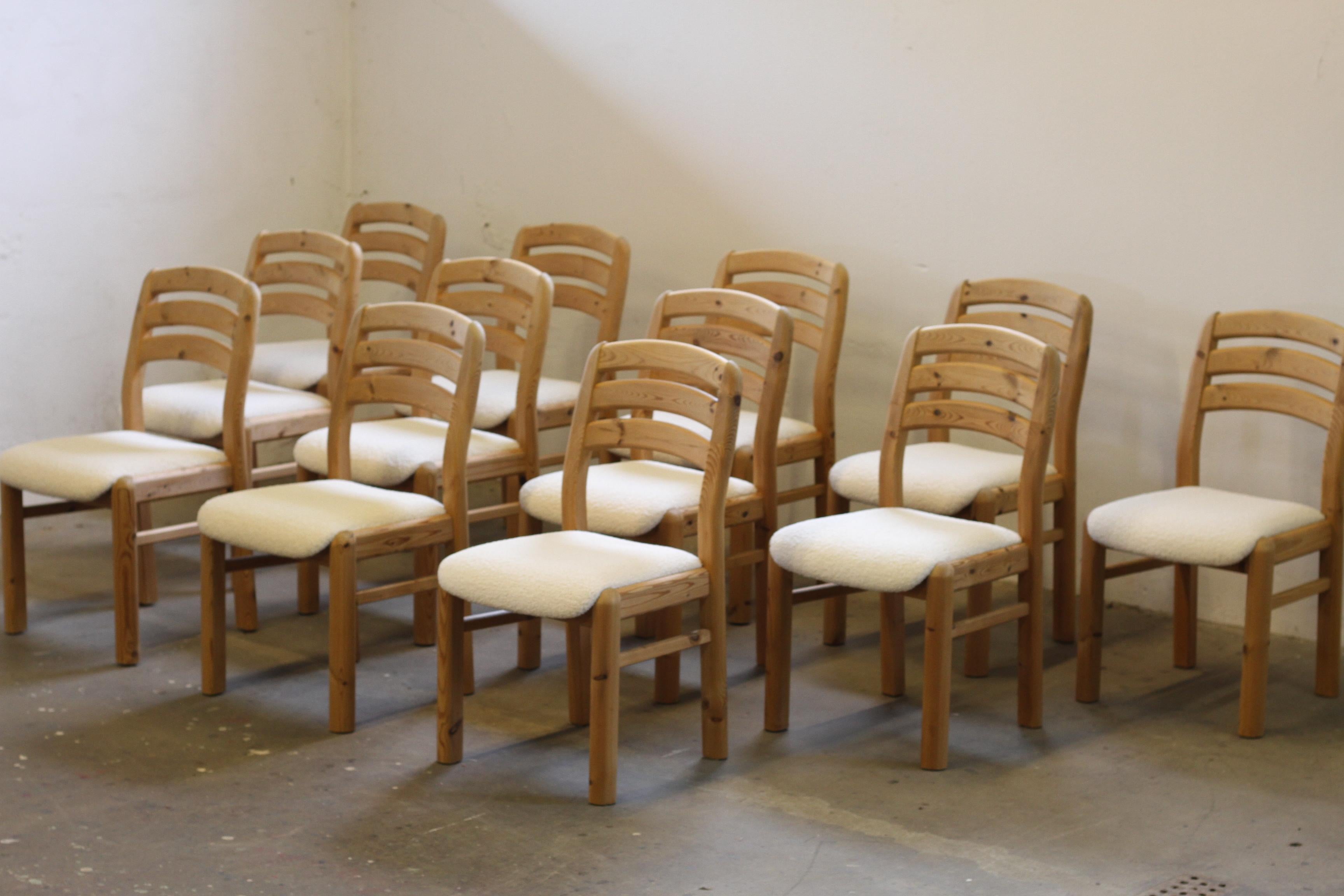 Mid-Century Modern Danish Pine Wood Dining Chairs 1970s/80s by Dyrlund For Sale