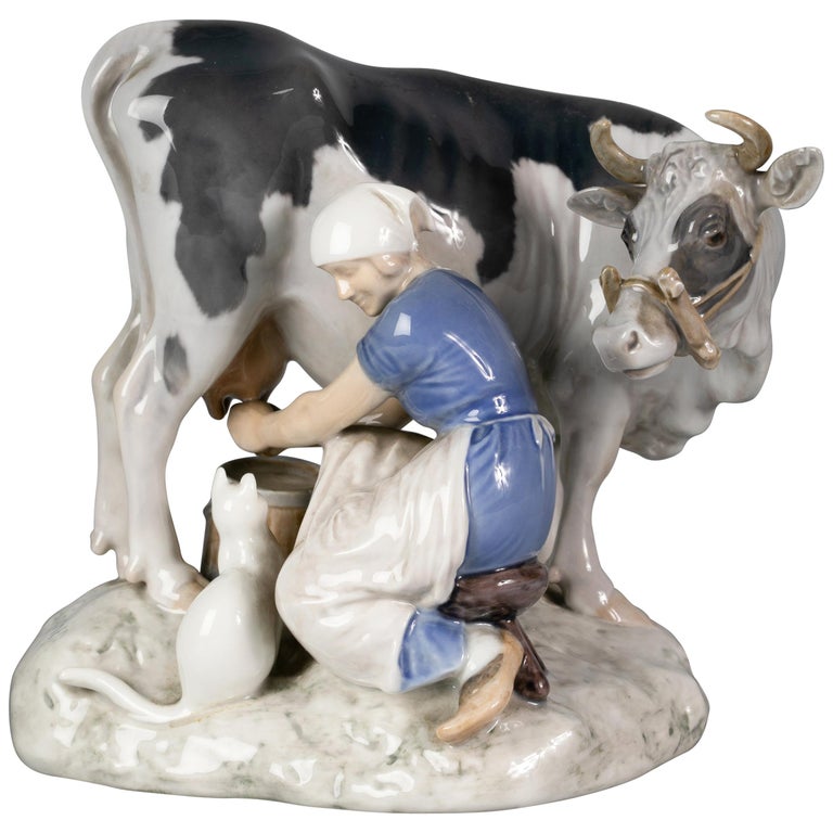 Danish Porcelain Figure of Milkmaid and Cow, Bing and Grondahl, circa