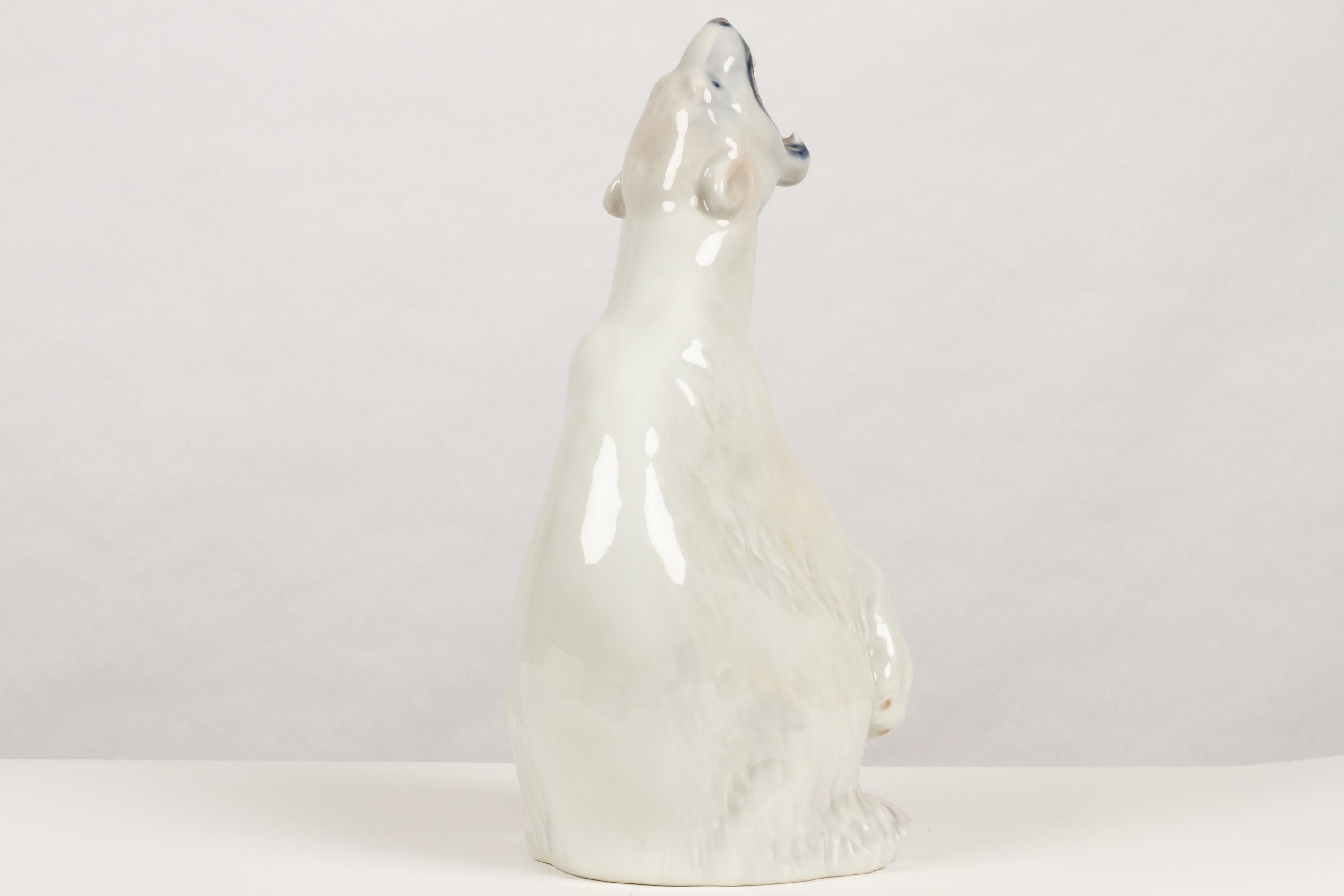 Danish Porcelain Polar Bear by C. F. Liisberg for Royal Copenhagen, 1930s In Good Condition In Asaa, DK