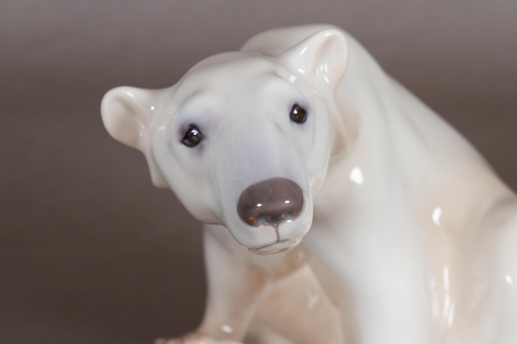 20th Century Danish Porcelain Polar Bear Figurine by Dahl Jensen for Bing & Grøndahl