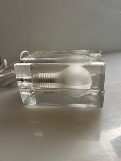 Dänische postmoderne glasblocklampe von Harri Koskinen