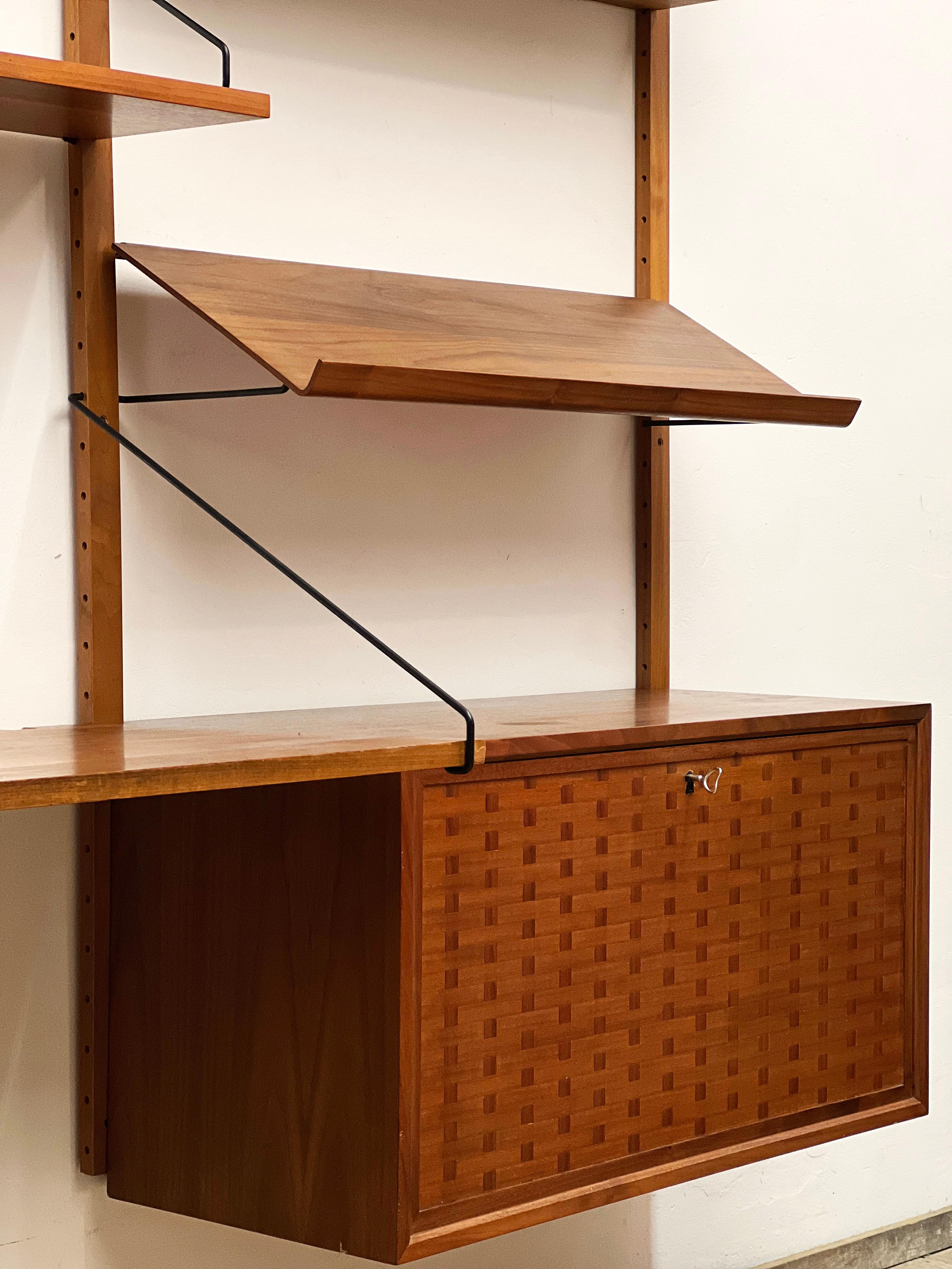 Danish Poul Cadovius Wall Unit, Mid-Century Modern Shelf Royal System, Denmark For Sale 2