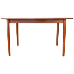 Danish Quality Børge Mogensen Oval 2-Leaf Dining Table Ovoid Legs for Soborg