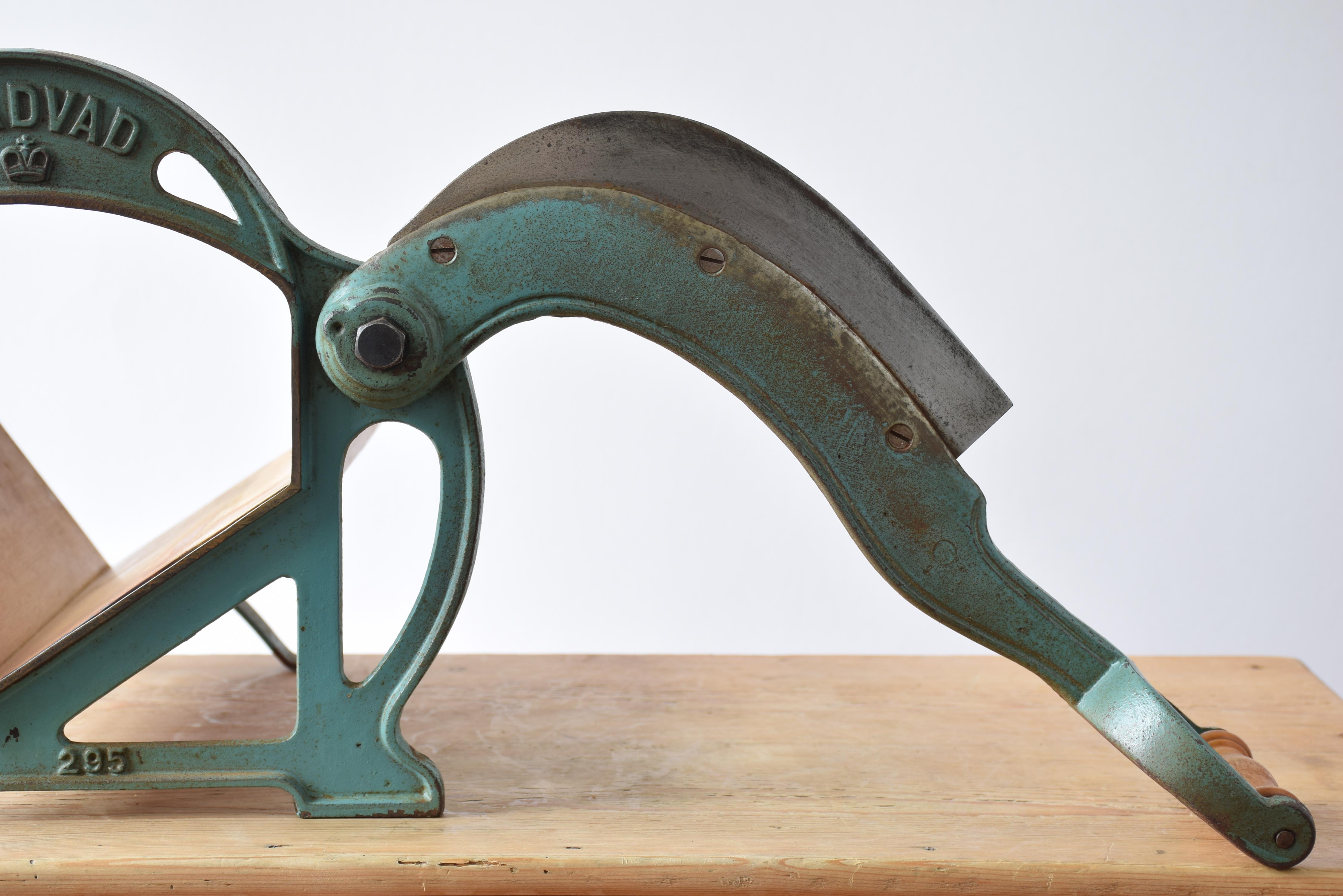 Danish Raadvad Bread Slicer Art Nouveau Style in Blue with Great Patina, 1920s For Sale 1