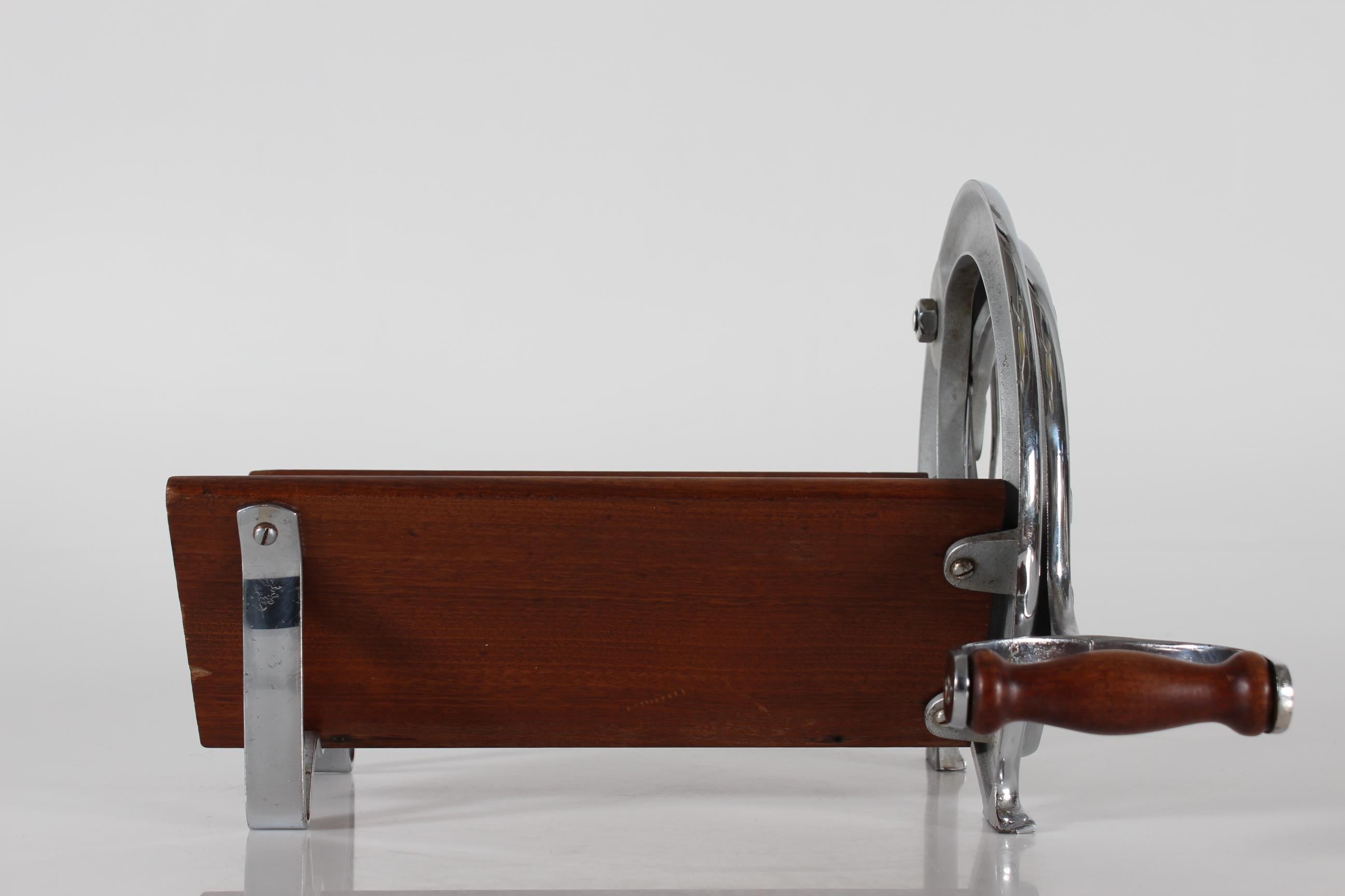 Danish Raadvad Bread Slicer Model 294 Long Version Chromium and Mahogany 1950s For Sale 4