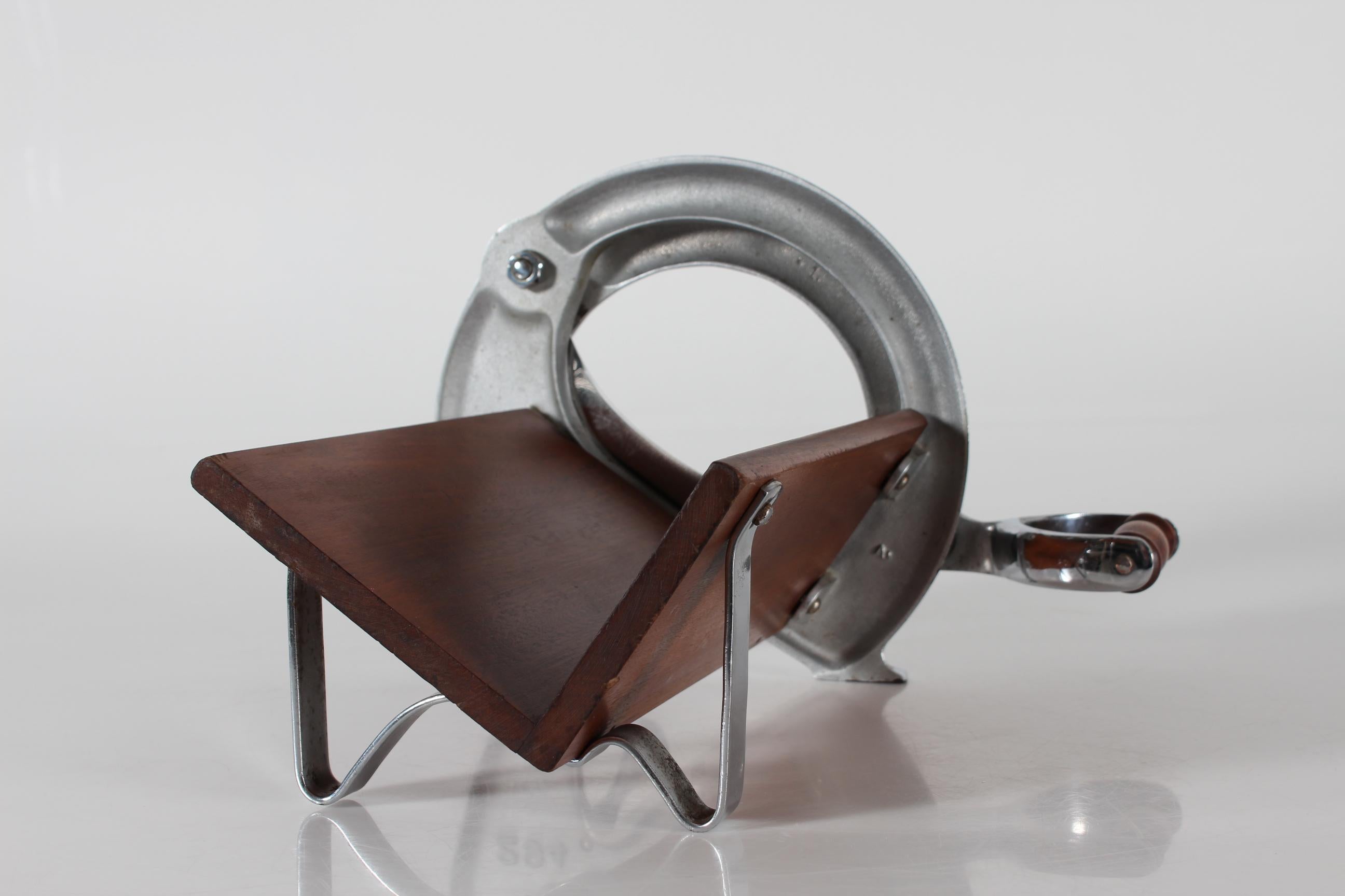 Danish Raadvad Bread Slicer Model 294 Long Version Chromium and Mahogany 1950s For Sale 1