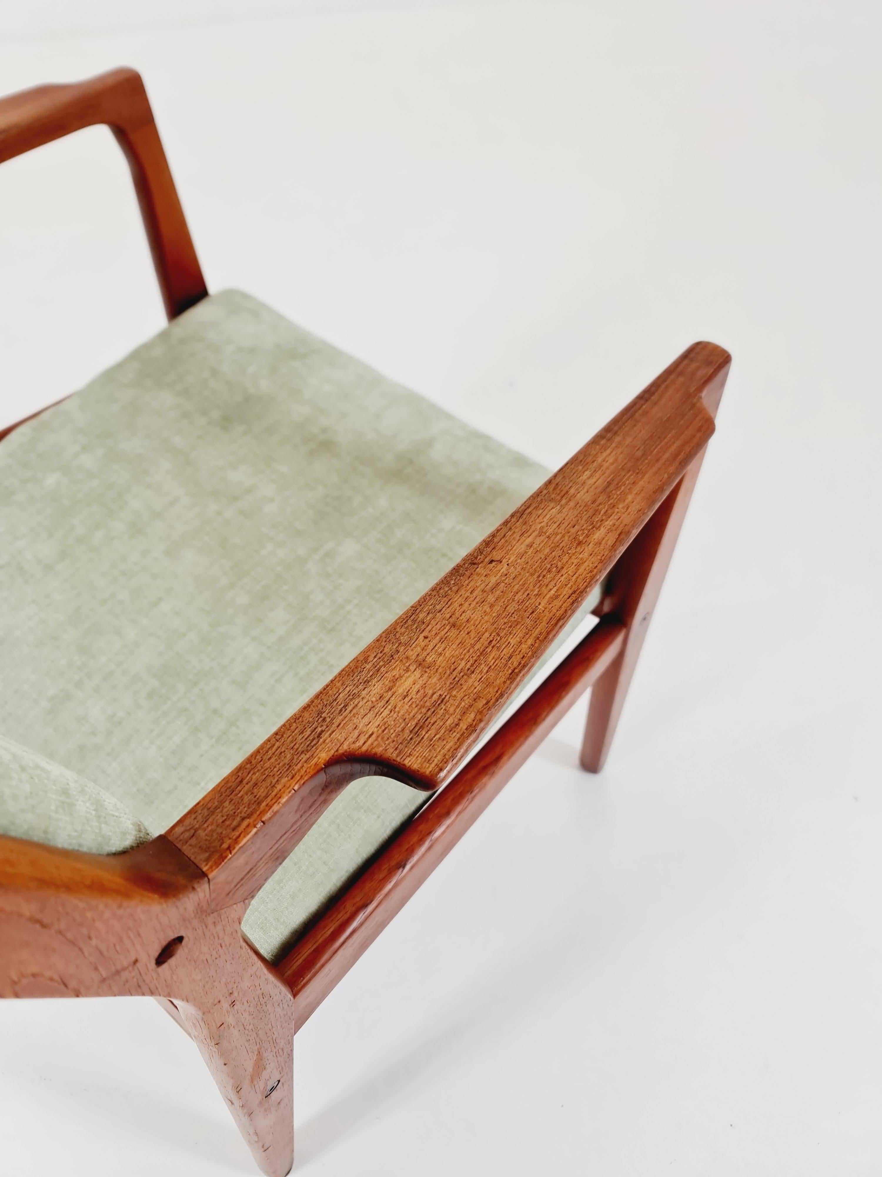 Rara poltrona danese in teak di Erik Buch per Orum  , 1960s in vendita 3