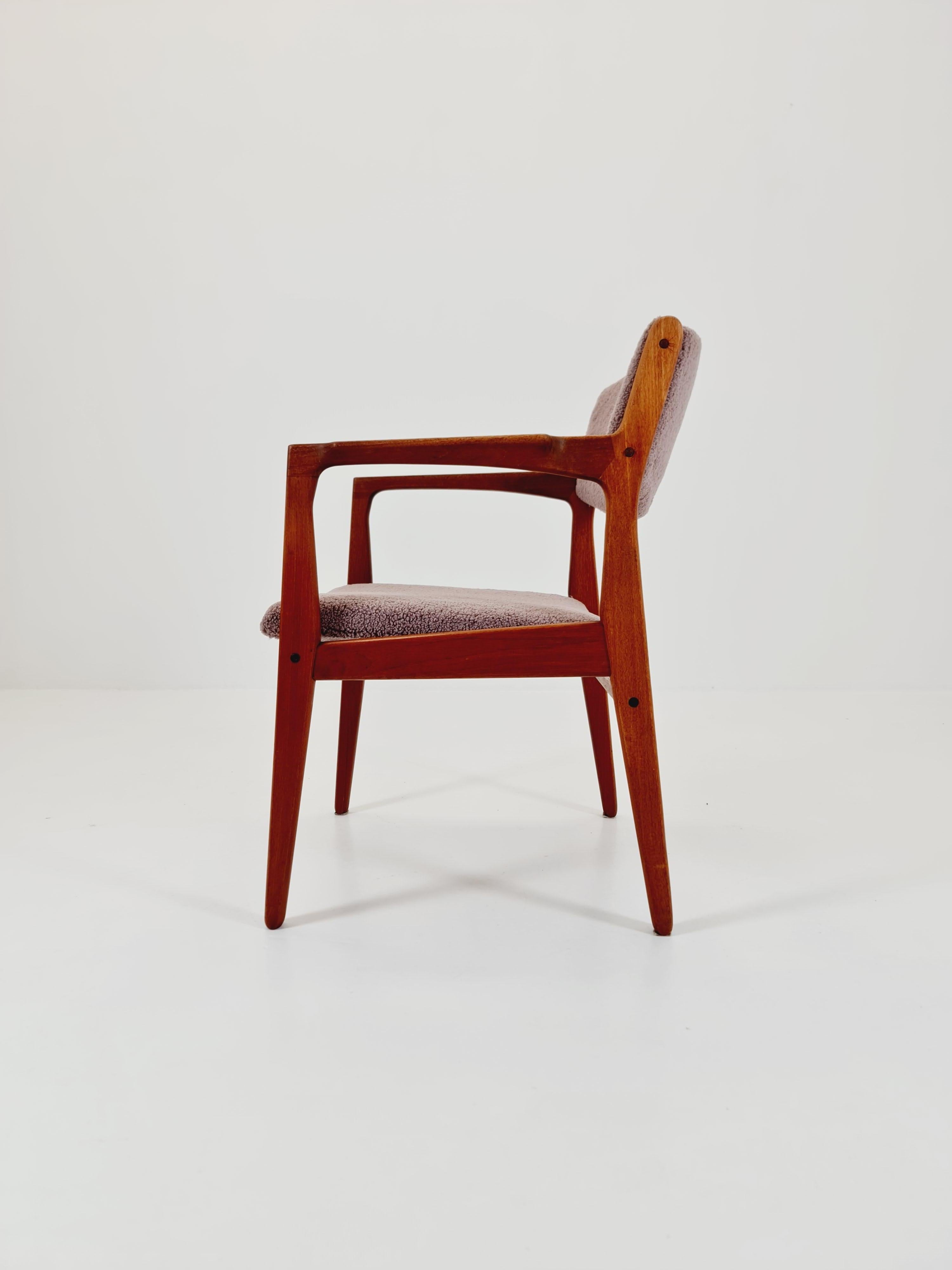 Rara poltrona danese in teak di Erik Buch per Orum  , 1960s in vendita 4
