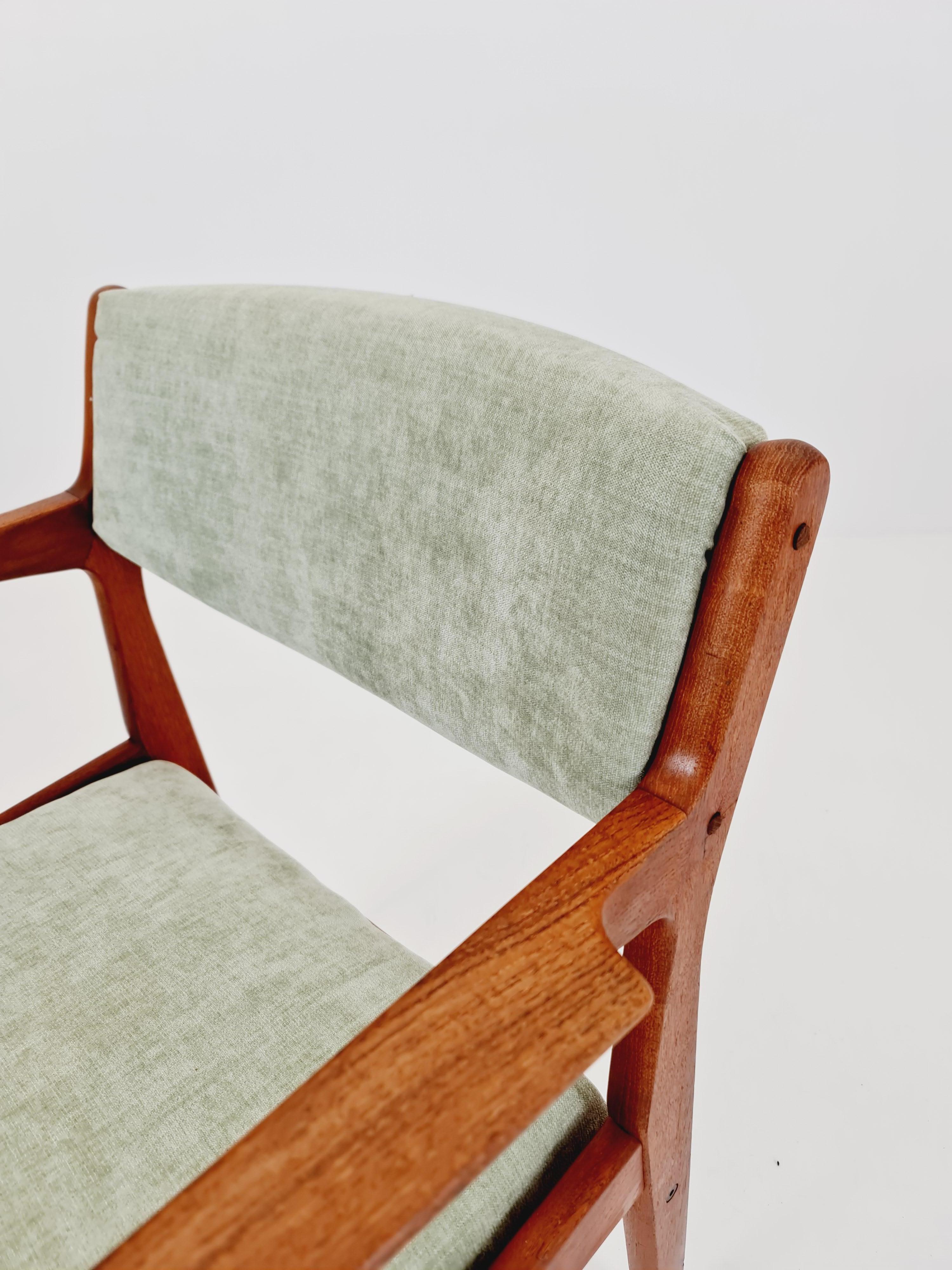 Danese Rara poltrona danese in teak di Erik Buch per Orum  , 1960s in vendita