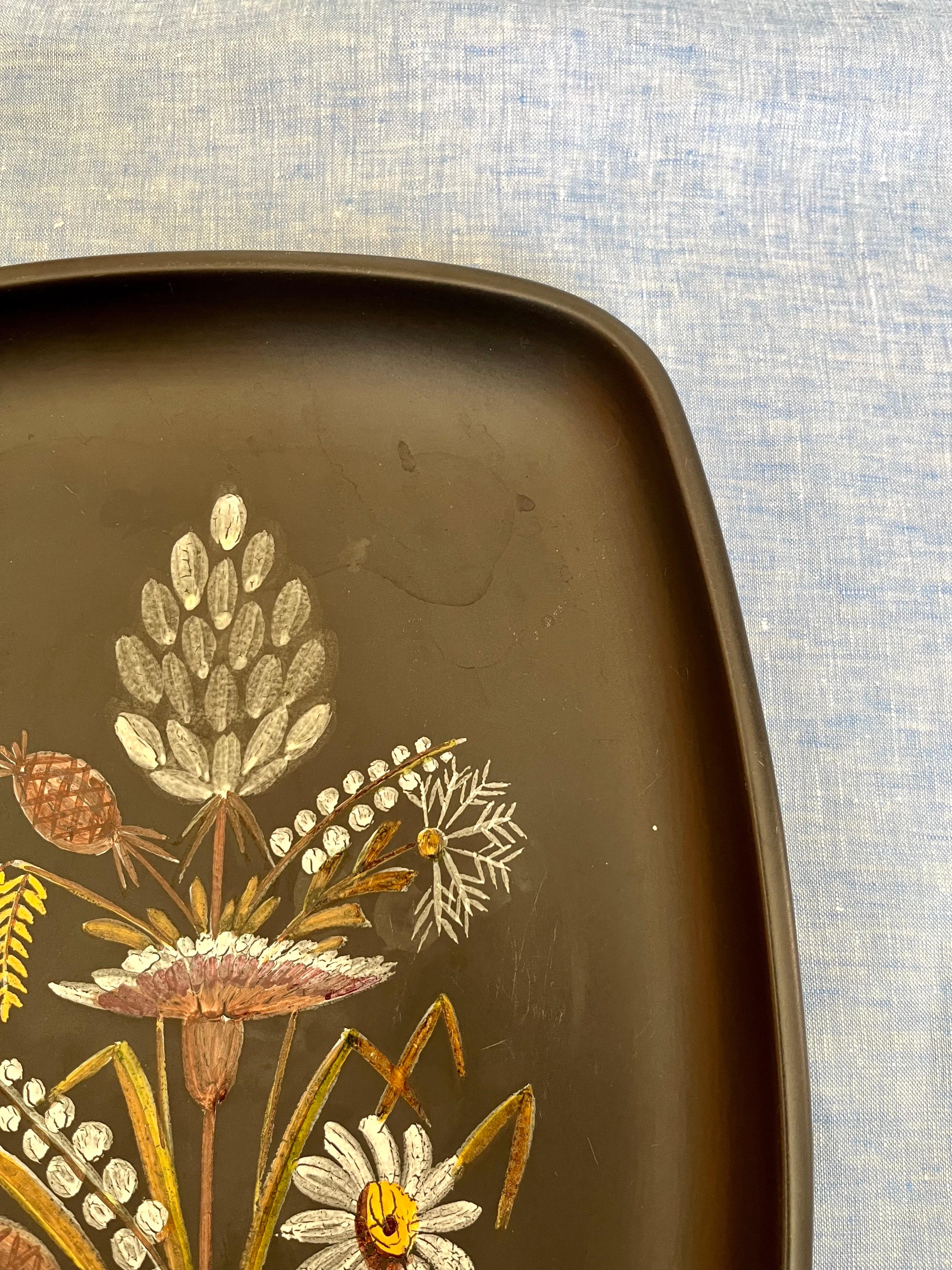 Plat danois Ravnild du milieu du siècle dernier avec décorations florales, années 1960 en vente 1
