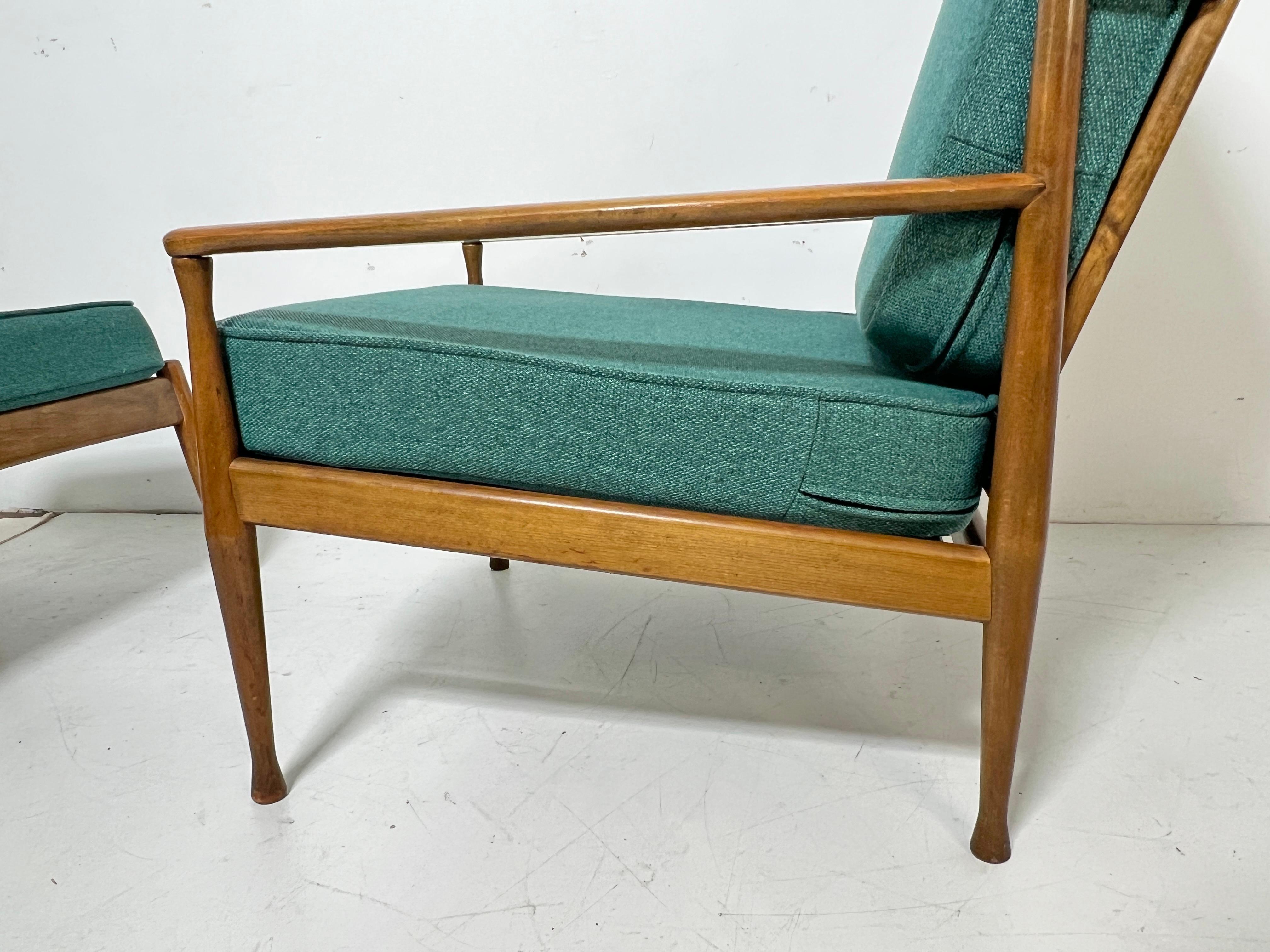 Danish Reclining Lounge Chair and Ottoman, Circa 1960s im Zustand „Gut“ im Angebot in Peabody, MA