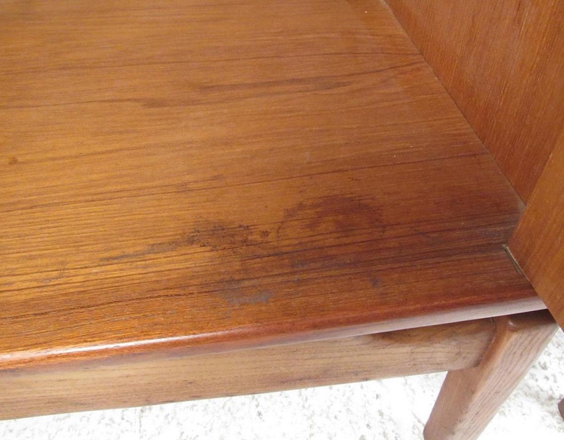 Danish Record Cabinet in Teak In Good Condition In Brooklyn, NY