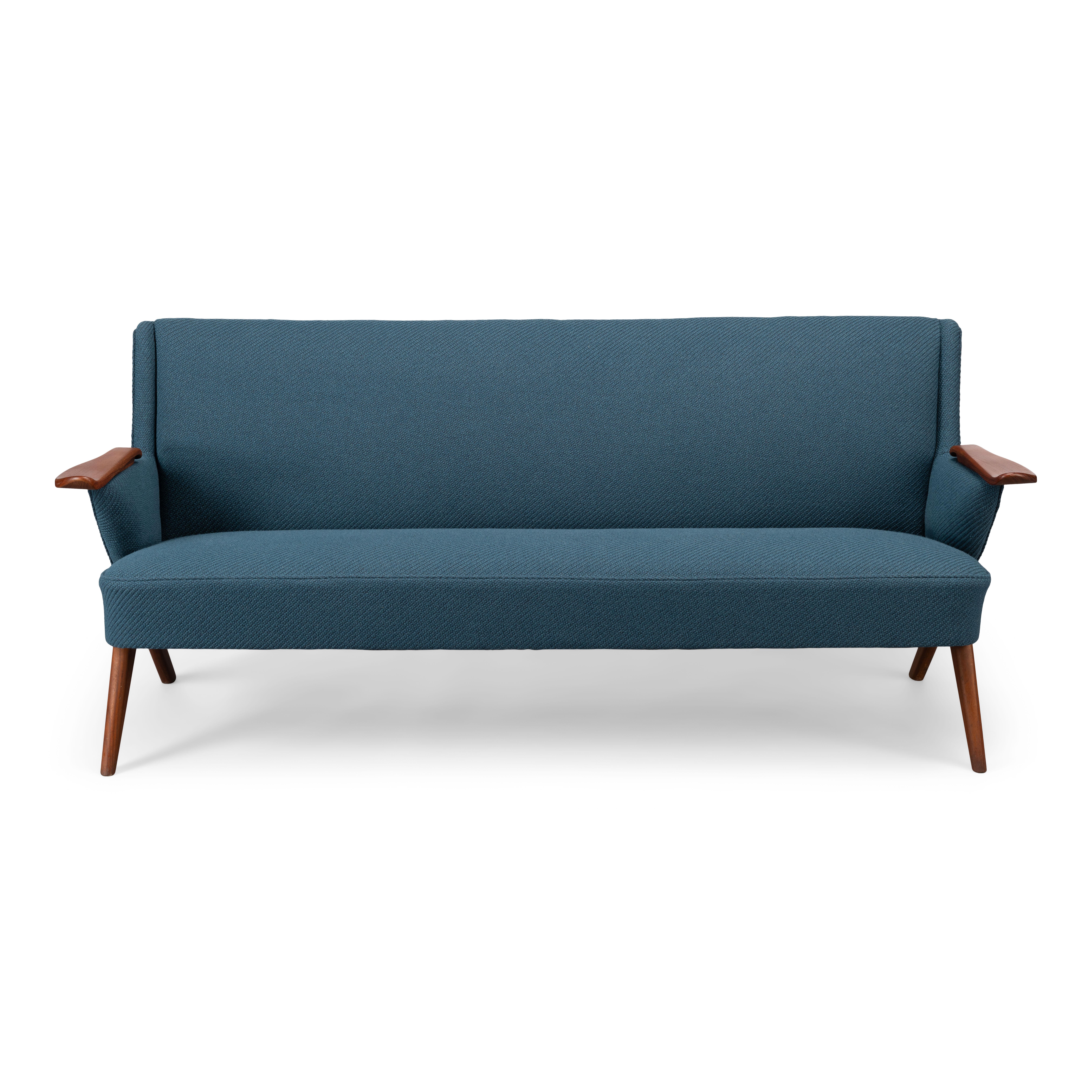 Mid-Century Modern Danish Reupholstered Blue Design Sofa, Johannes Andersen for CFC Silkeborg 1960s