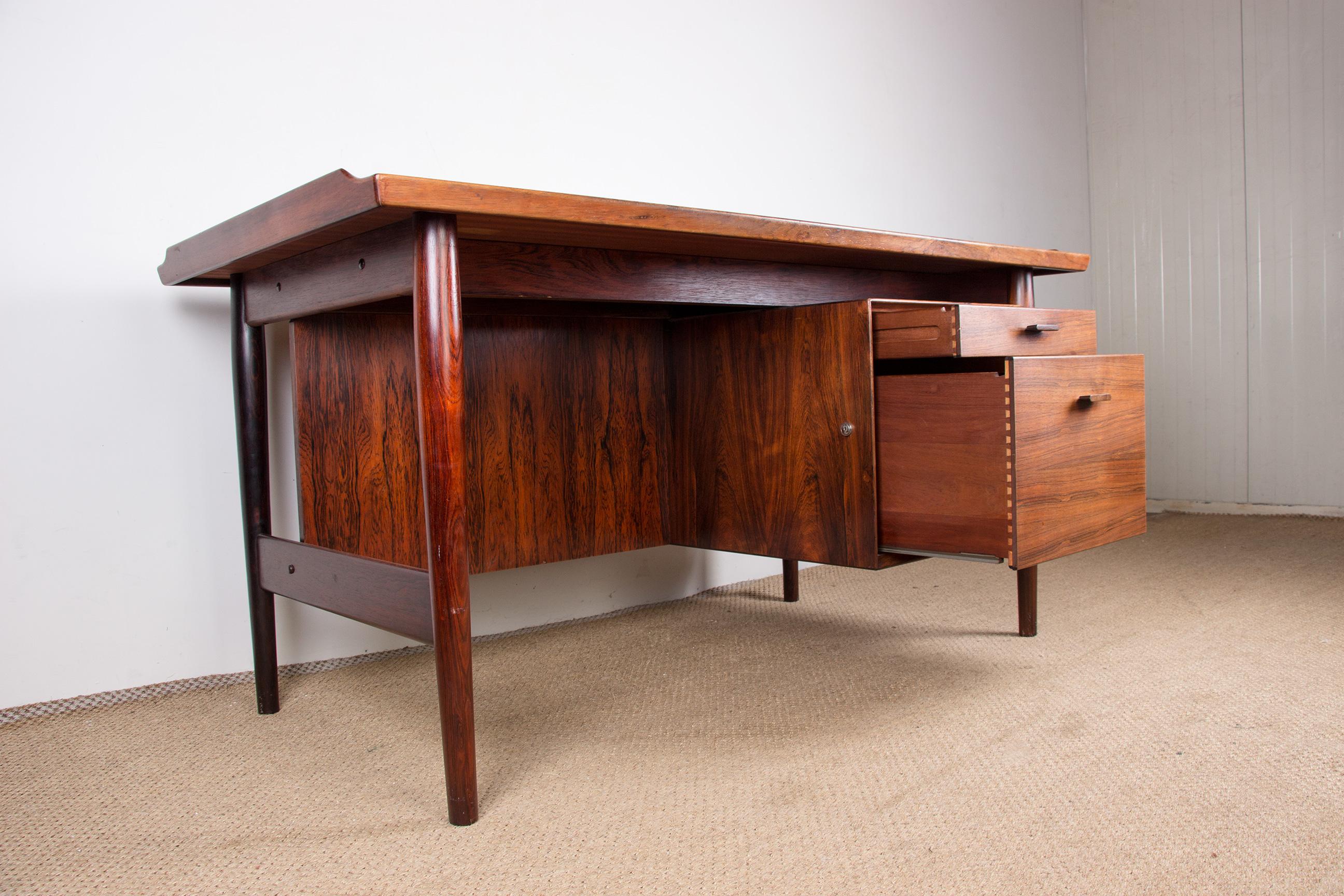 Mid-20th Century Danish Rio Rosewood Desk Model 404 by Arne Vodder for Sibast Mobler, 1960