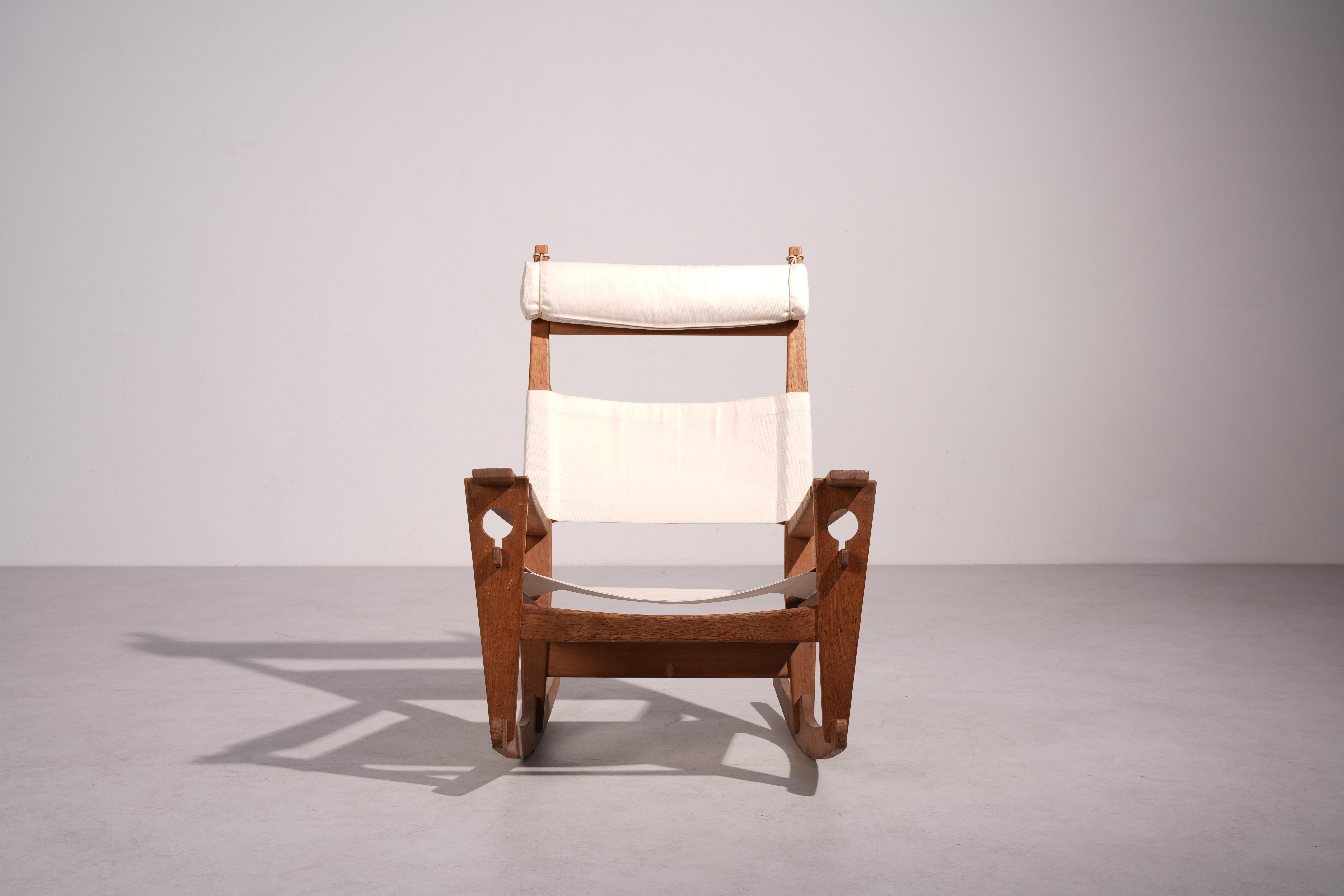 Toile Fauteuil à bascule danois de Hans J. Wegner pour Getama, Oak, années 1960 en vente