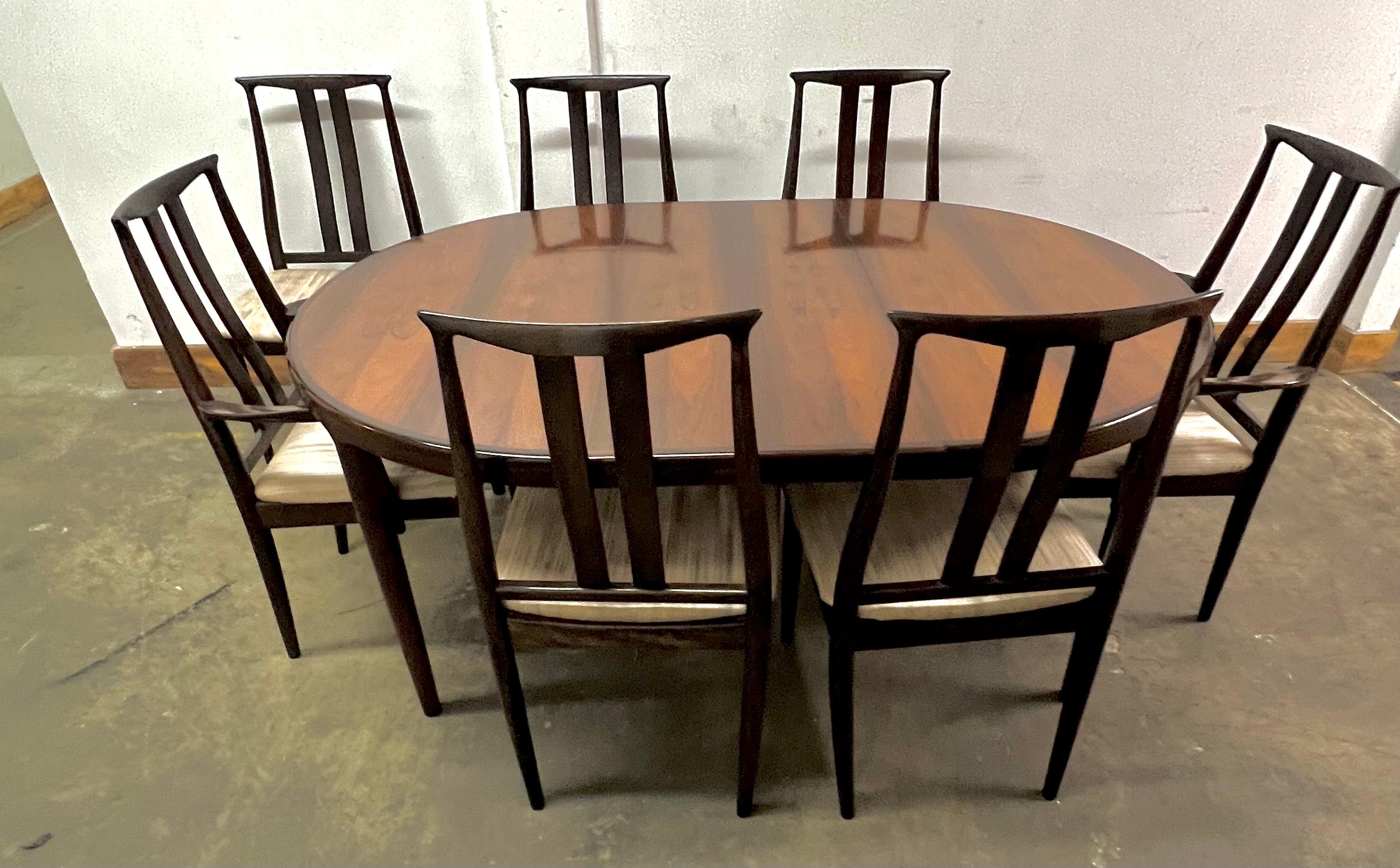 Danish Rosewood Adjustable Dining Table with 7 Rosewood Chairs For Sale 9