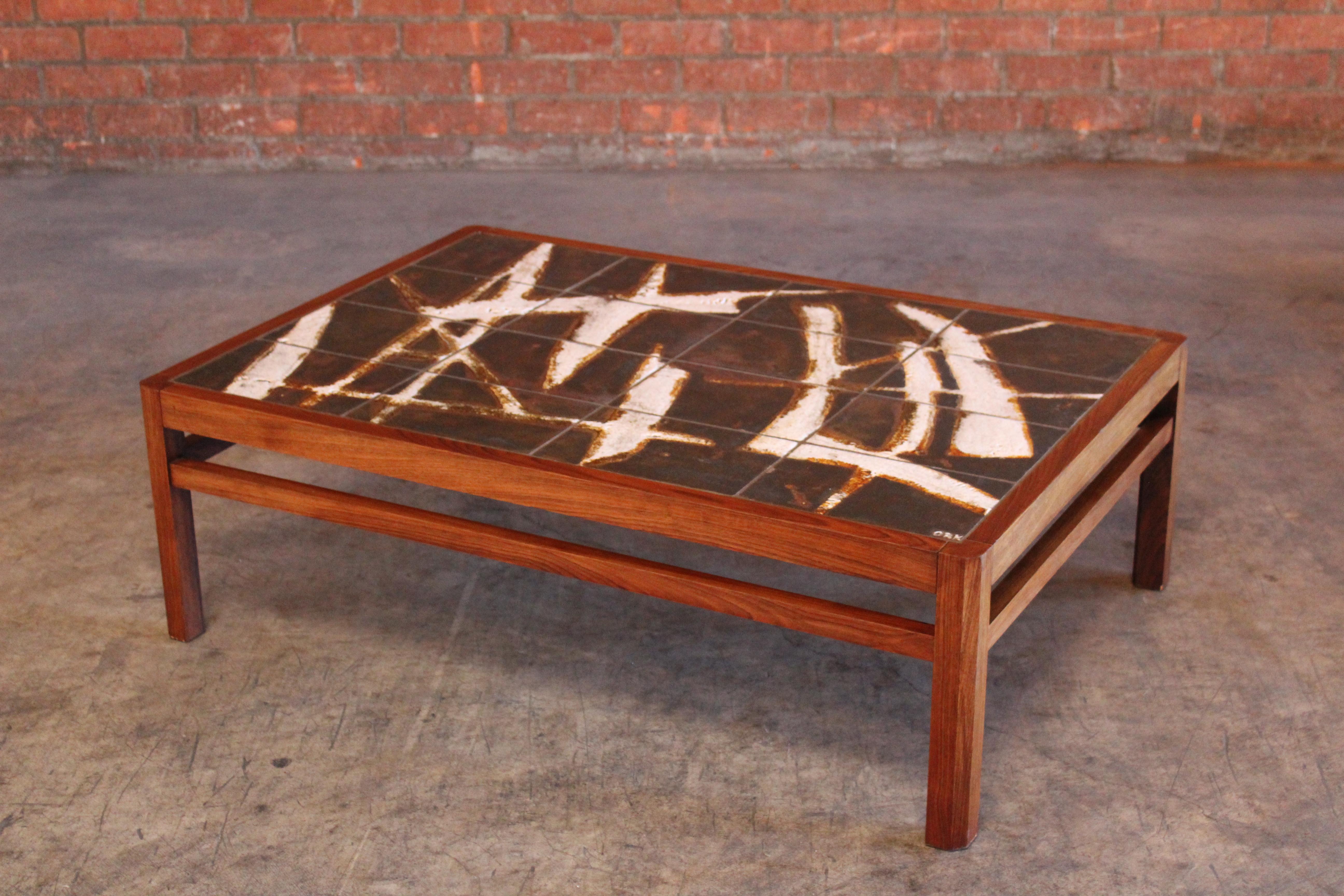 Danish Rosewood and Ceramic Tile Coffee Table by Ole Bjorn Krüger, 1960s In Good Condition For Sale In Los Angeles, CA