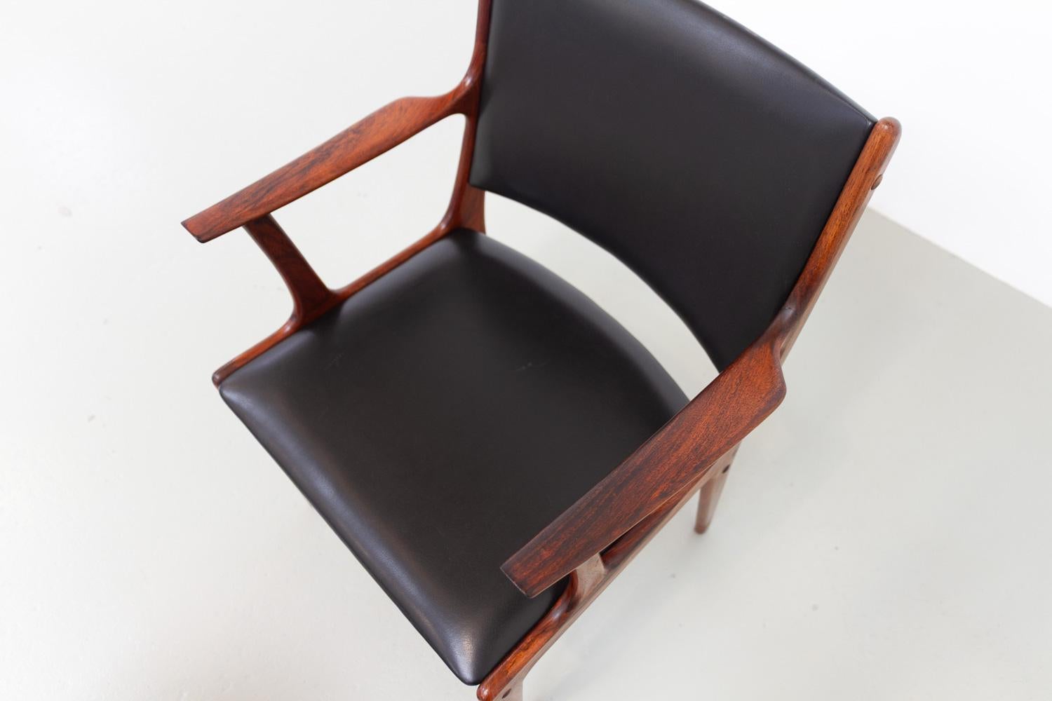 Dänischer Palisander-Sessel von Johannes Andersen für Uldum Møbelfabrik, 1960er Jahre. im Angebot 9