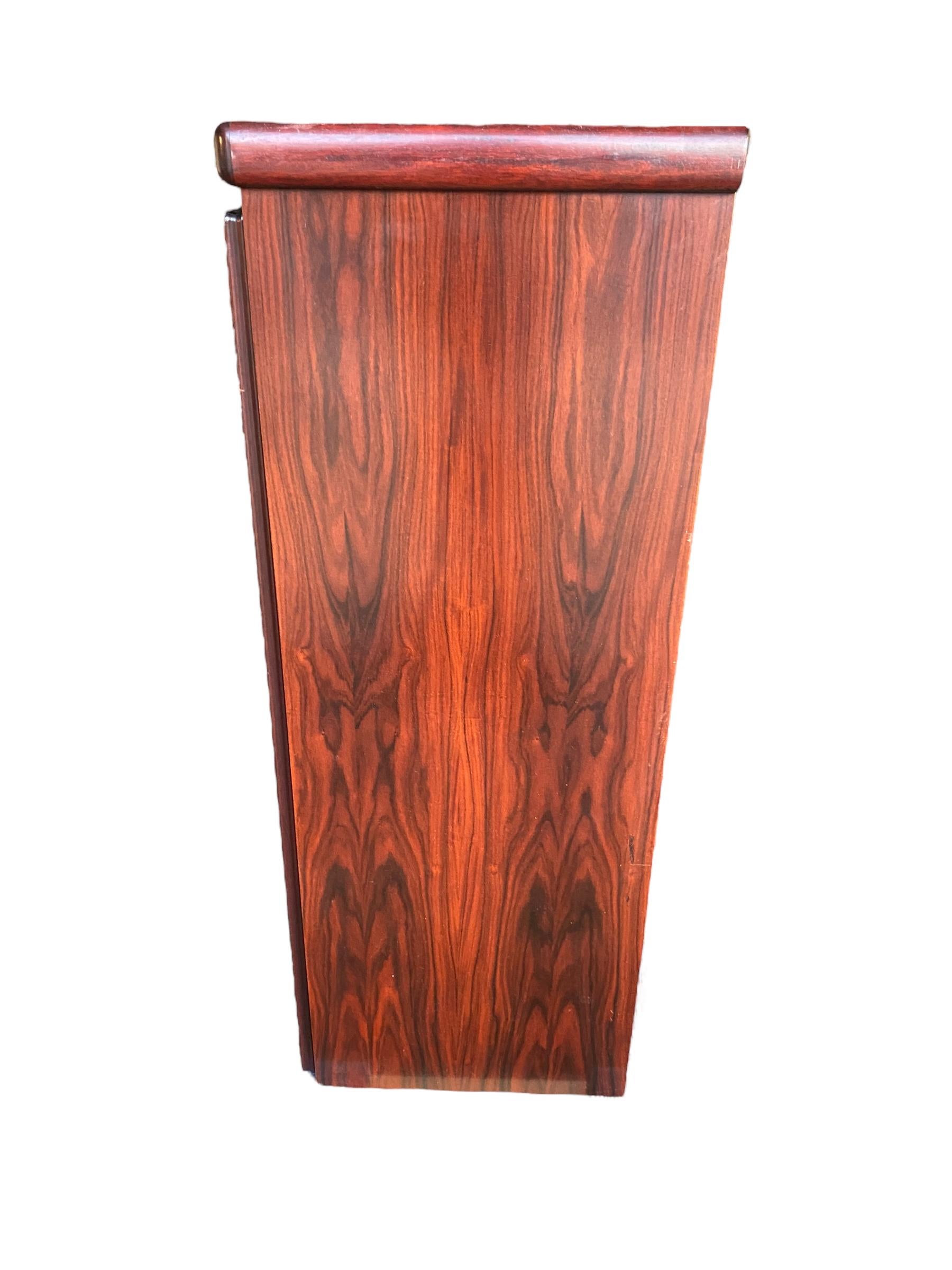 Danish Rosewood Bookcase Cabinet by Rasmus Furnitre In Good Condition For Sale In Brooklyn, NY