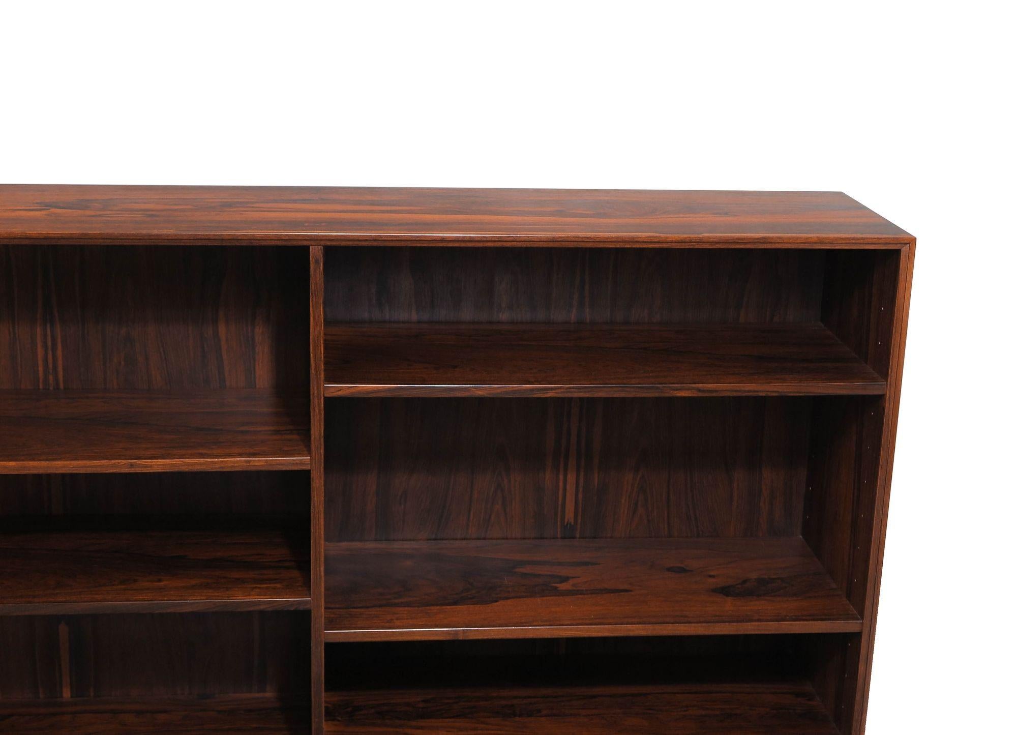 Danish Rosewood Bookcase In Excellent Condition For Sale In Oakland, CA