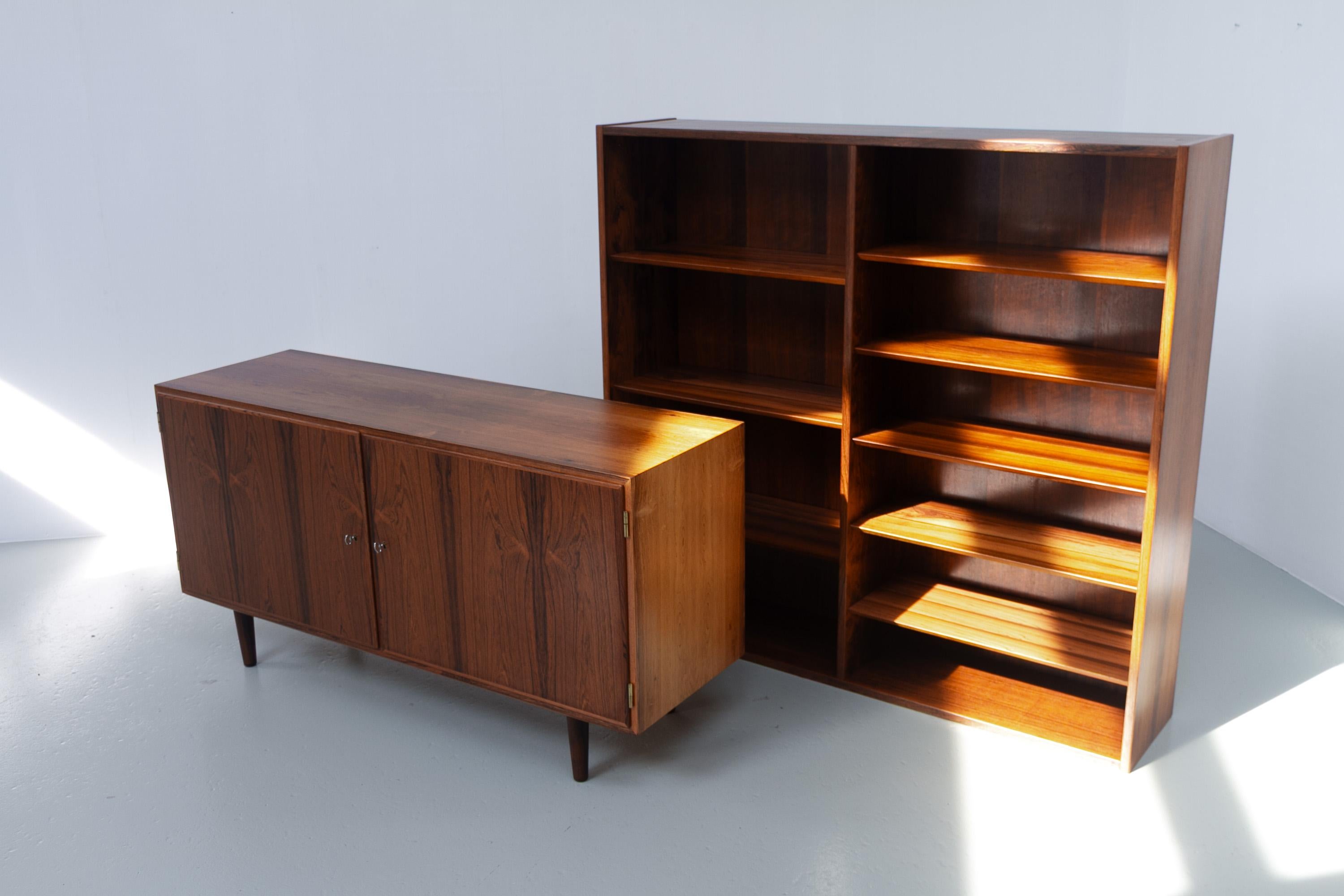 Libreria con credenza in palissandro danese di Carlo Jensen per Hundevad, anni '60. in vendita 9