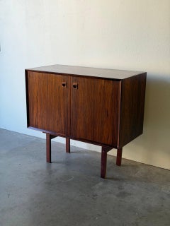 Dänischer Palisander-Schrank von Brouer – Vintage-Bar-Schrank im Mid-Century-Modern-Stil, 1960er Jahre