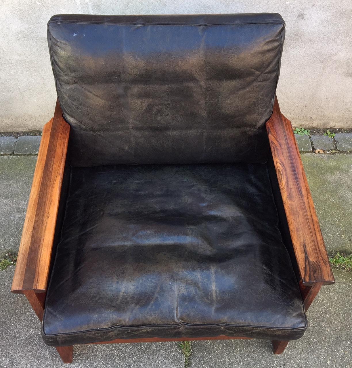 Mid-Century Modern Danish Rosewood Capella Lounge Chair by Illum Wikkelsø for Niels Eilersen, 1960s For Sale