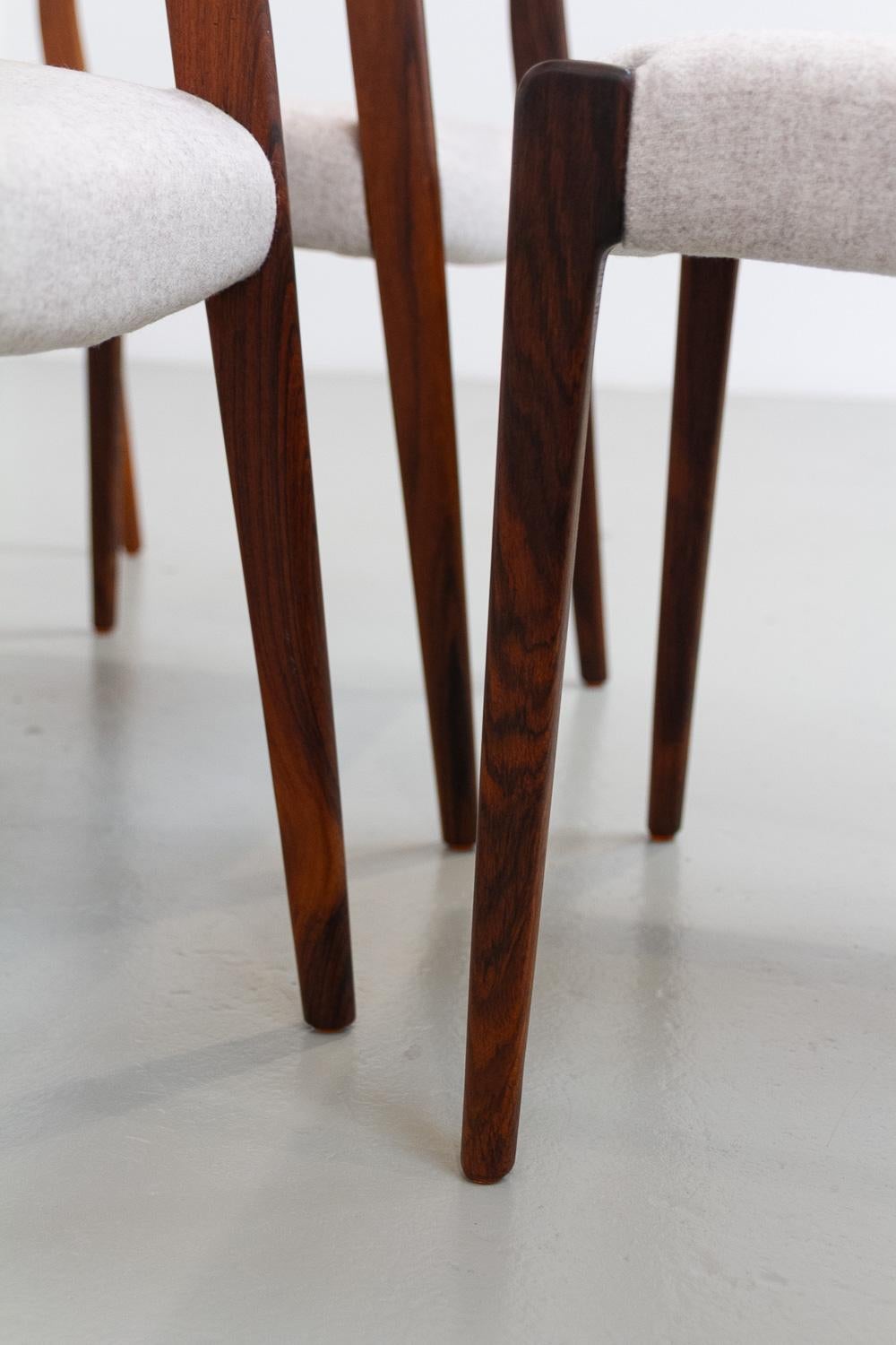 Sedie danesi in palissandro Model 71 di Niels O. Møller, anni '70. Set di 6 pezzi. in vendita 3
