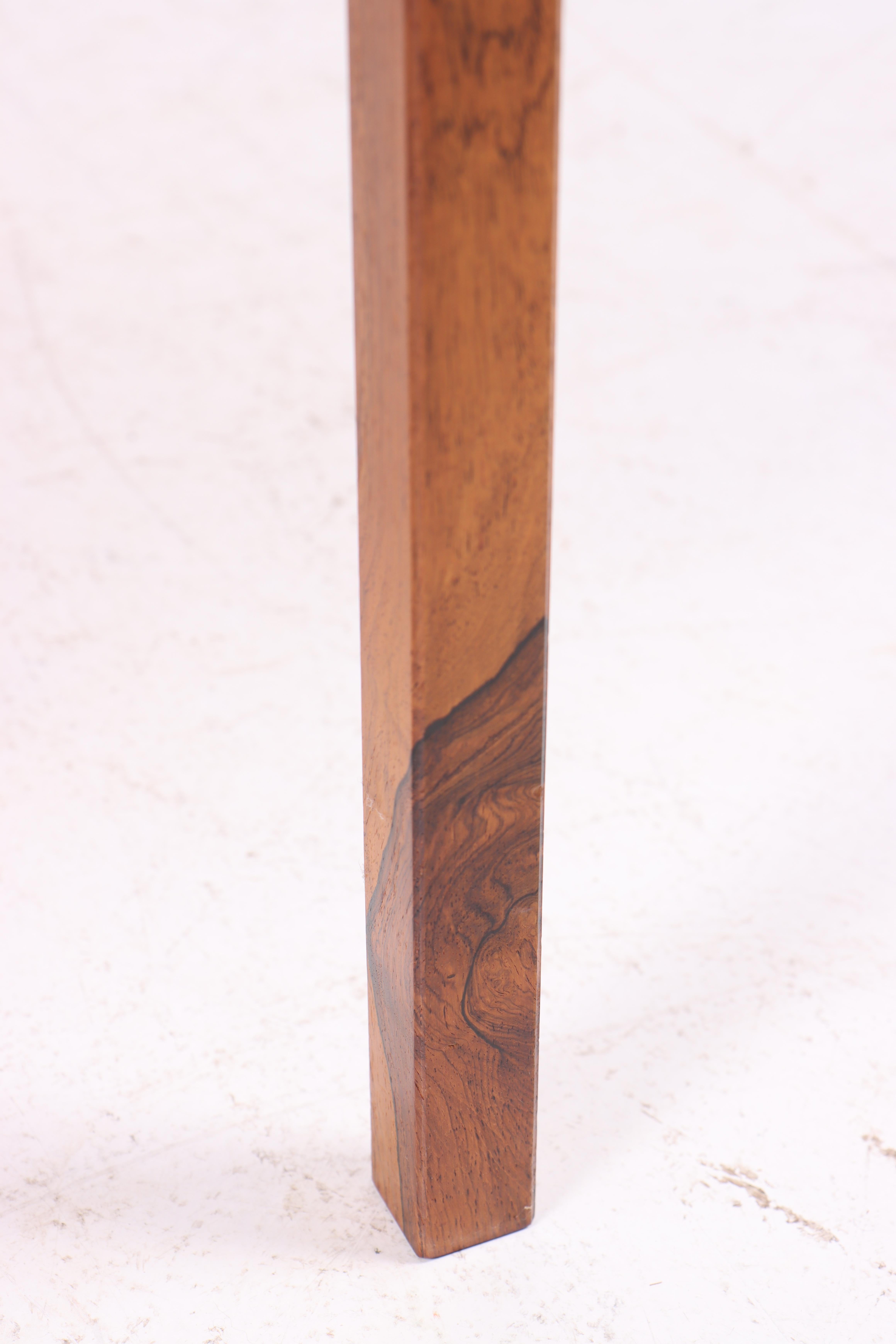 Mesa de centro danesa de palisandro con tablero de ajedrez extraíble, años 60 Escandinavo moderno en venta