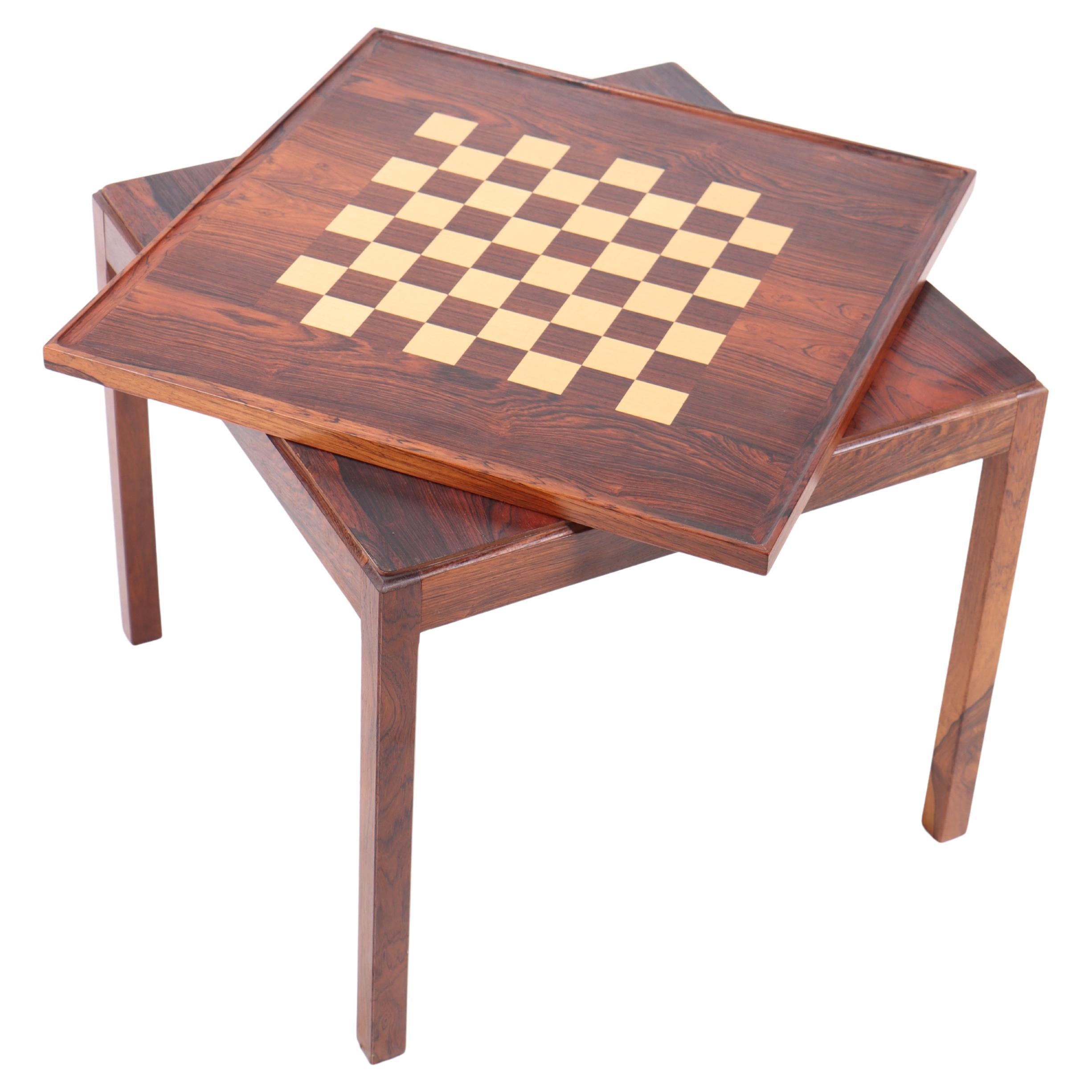 Table basse danoise en palissandre avec échiquier amovible, années 1960