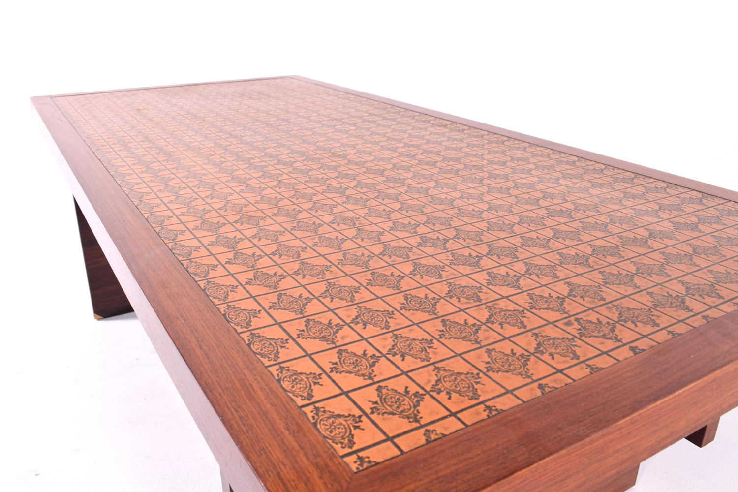 Danish Rosewood Coffee Table with Textured Copper Top, 1960s In Good Condition In Lisboa, Lisboa