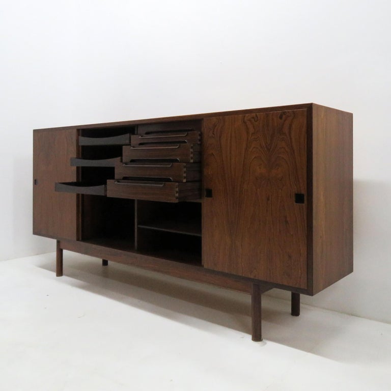 Danish Rosewood Credenza, 1960 In Good Condition For Sale In Los Angeles, CA