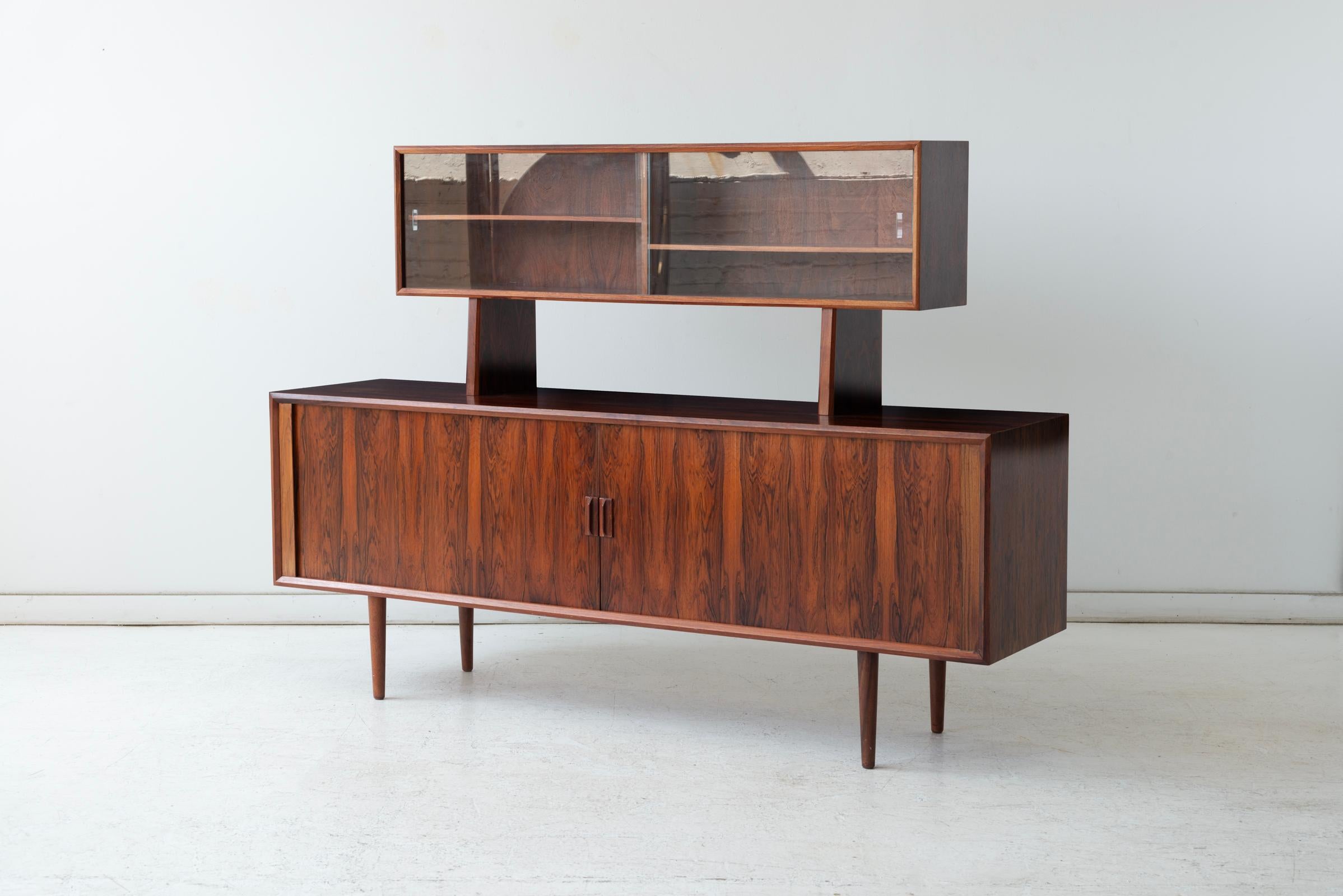 Danish Rosewood Credenza by Svend Aage Larsen for Faarup Mobelfabrik For Sale 3