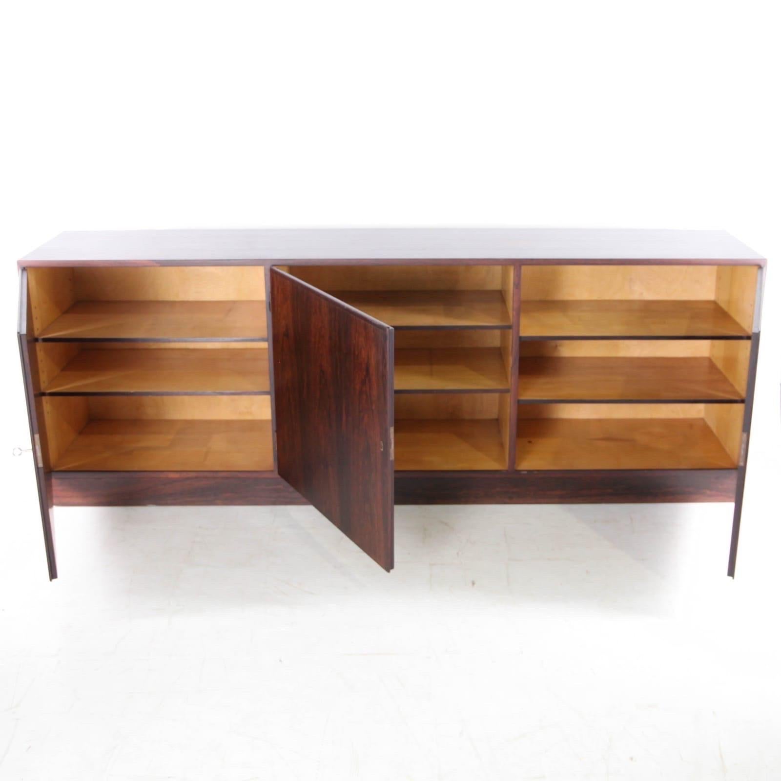 Credenza danese in palissandro in vendita 4