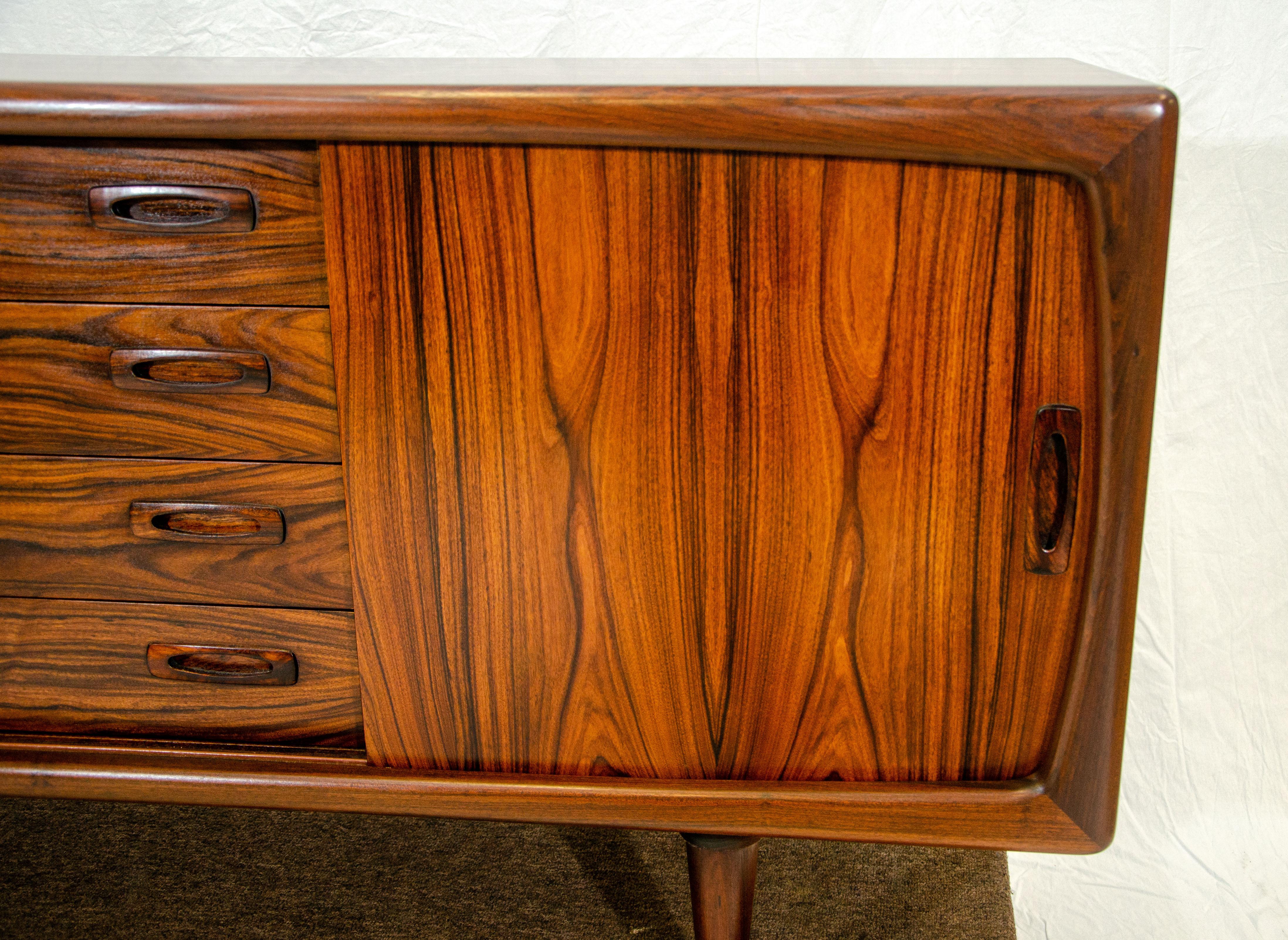 Danish Rosewood Credenza, H. P. Hansen 2