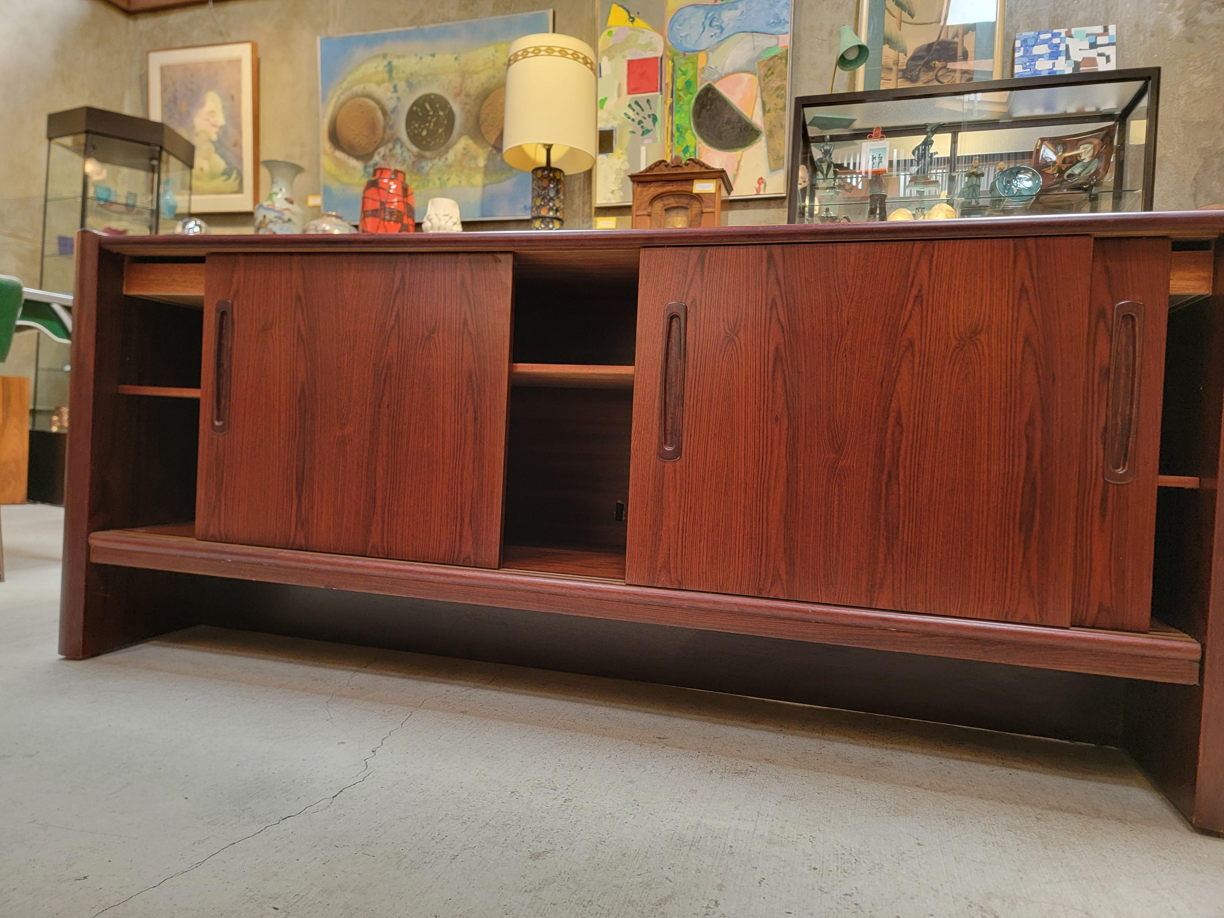 Danish Rosewood Credenza with Sliding Doors For Sale 3