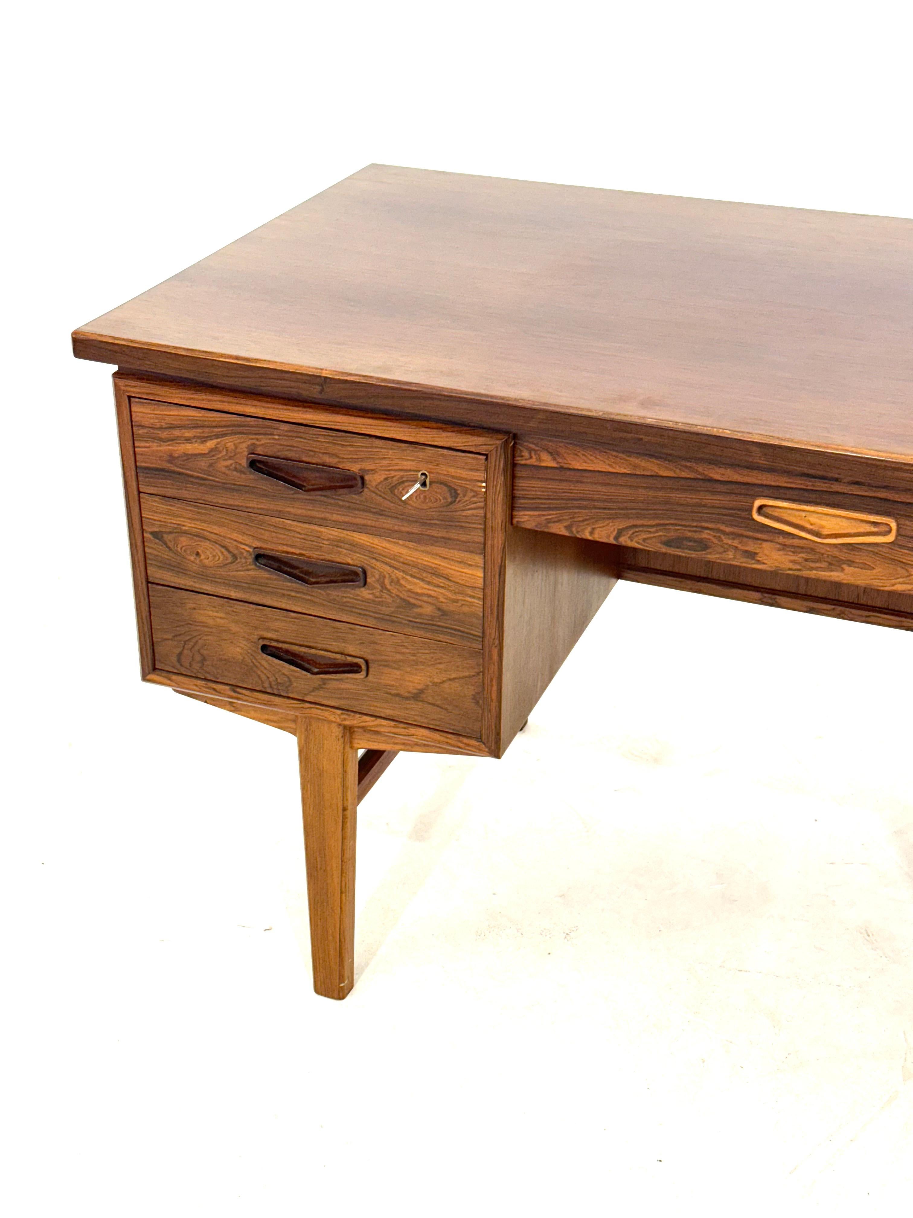 Mid-20th Century Danish rosewood desk, 1960s For Sale