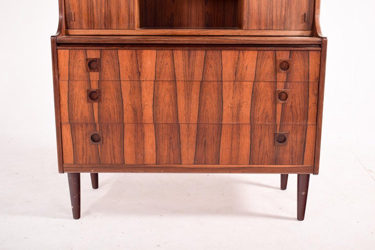 Danish Rosewood Desk and Bookcase with Sliding Doors, 1950 In Good Condition For Sale In Lisboa, Lisboa