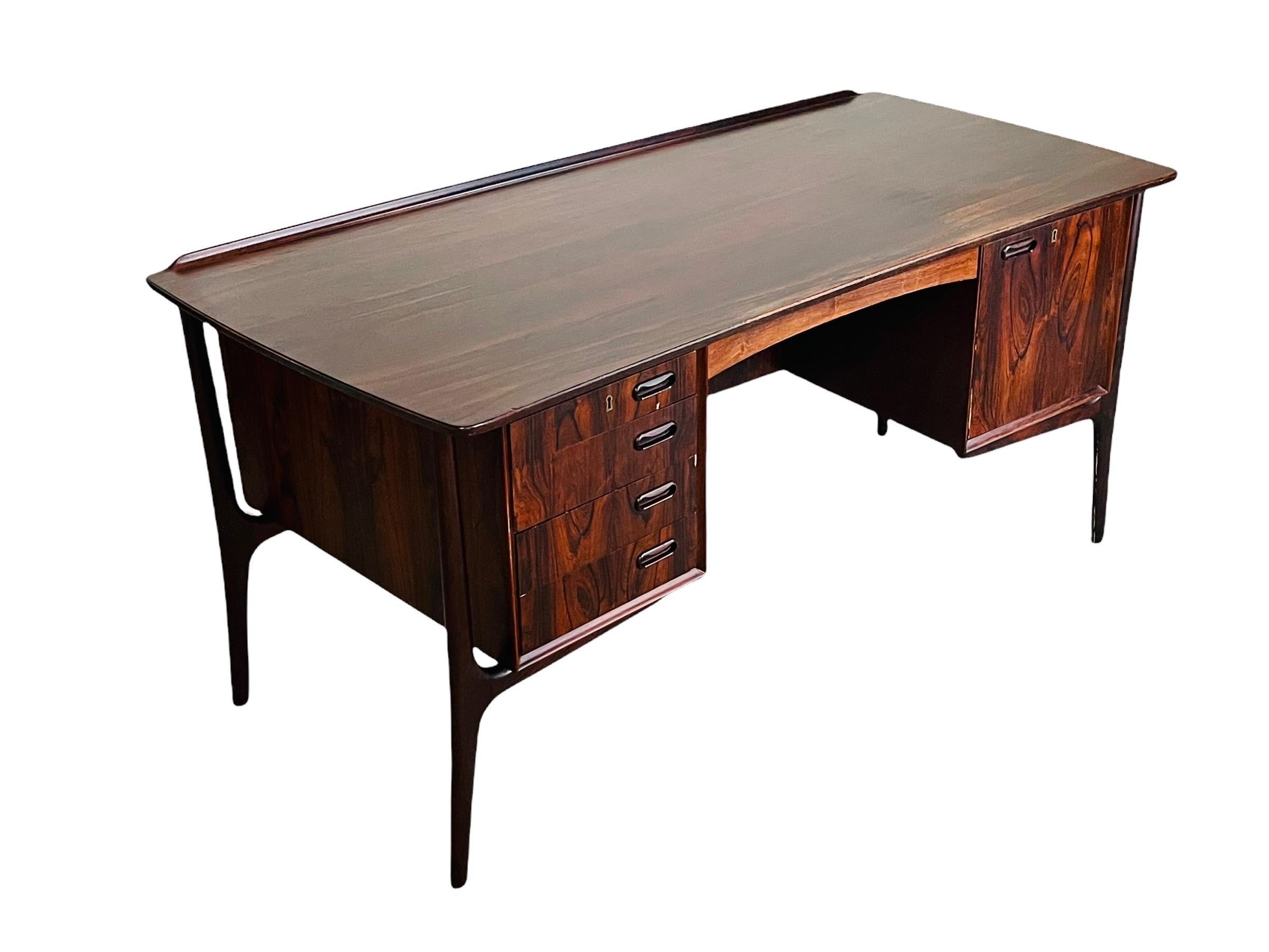 Mid-Century Modern Danish Rosewood Desk by Svend Aage Madsen for H.P. Hansen