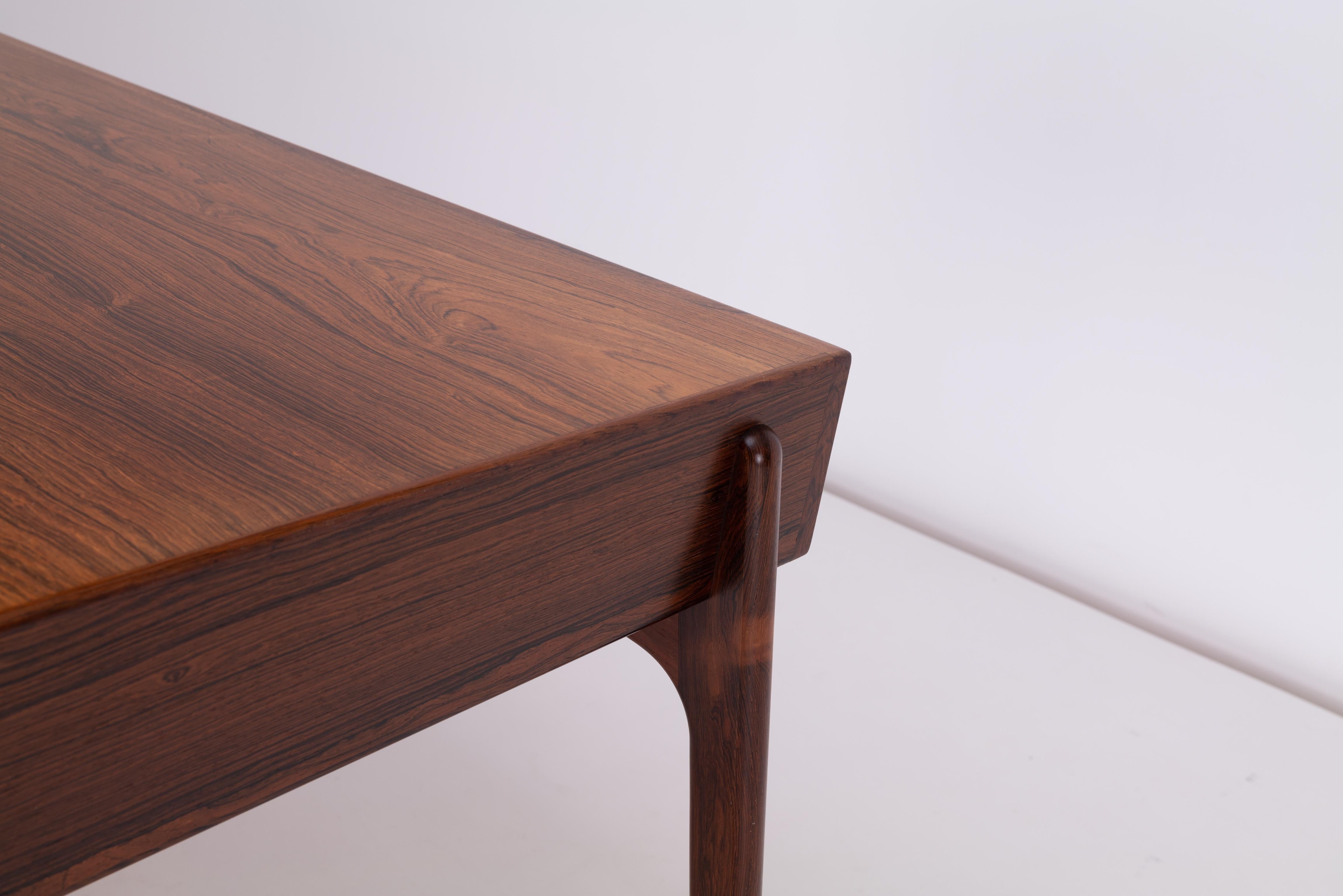 20ième siècle Bureau danois en bois de rose de Svend Aage Madsen pour Sigurd Hansen en vente