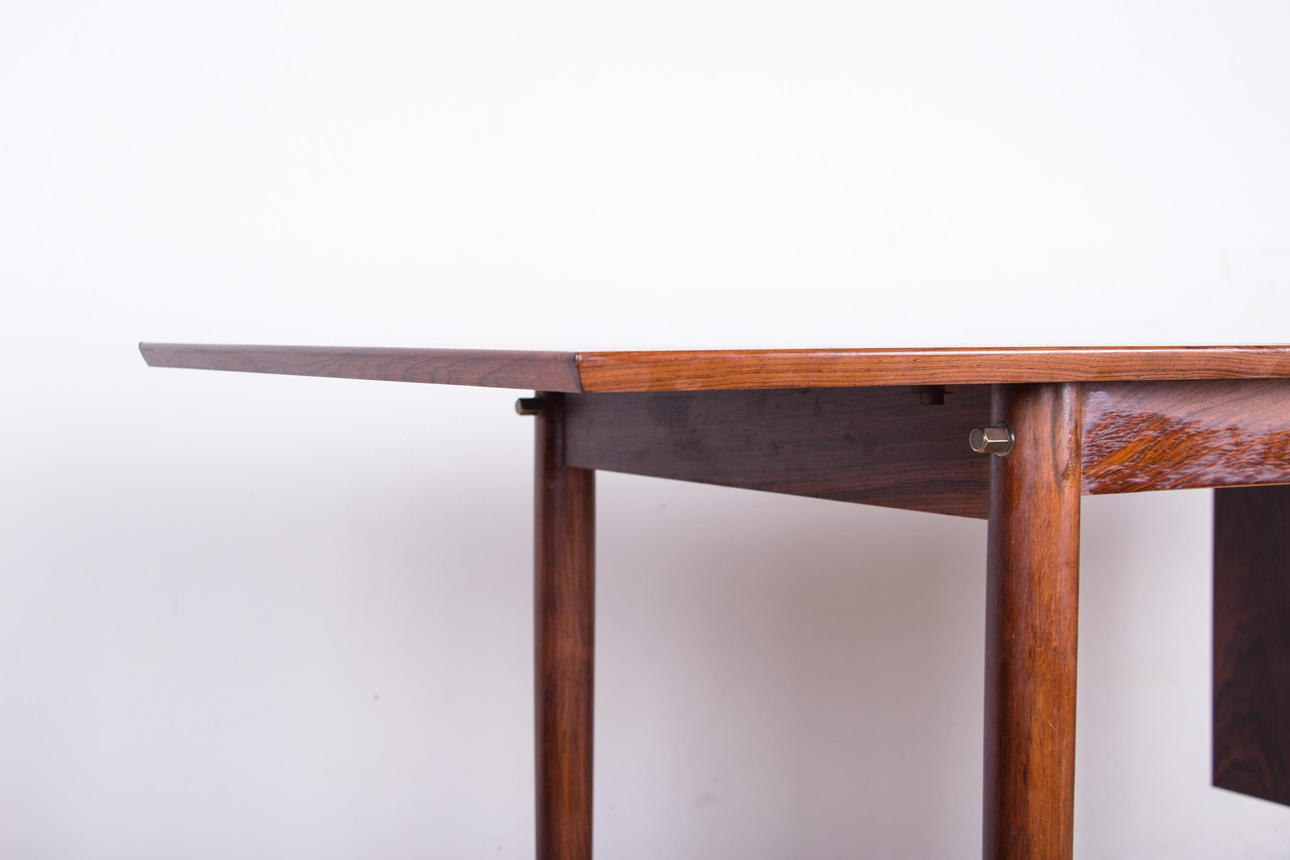 Danish rosewood desk with extension and floating box, model 0S 51 by Arne Vodder For Sale 3