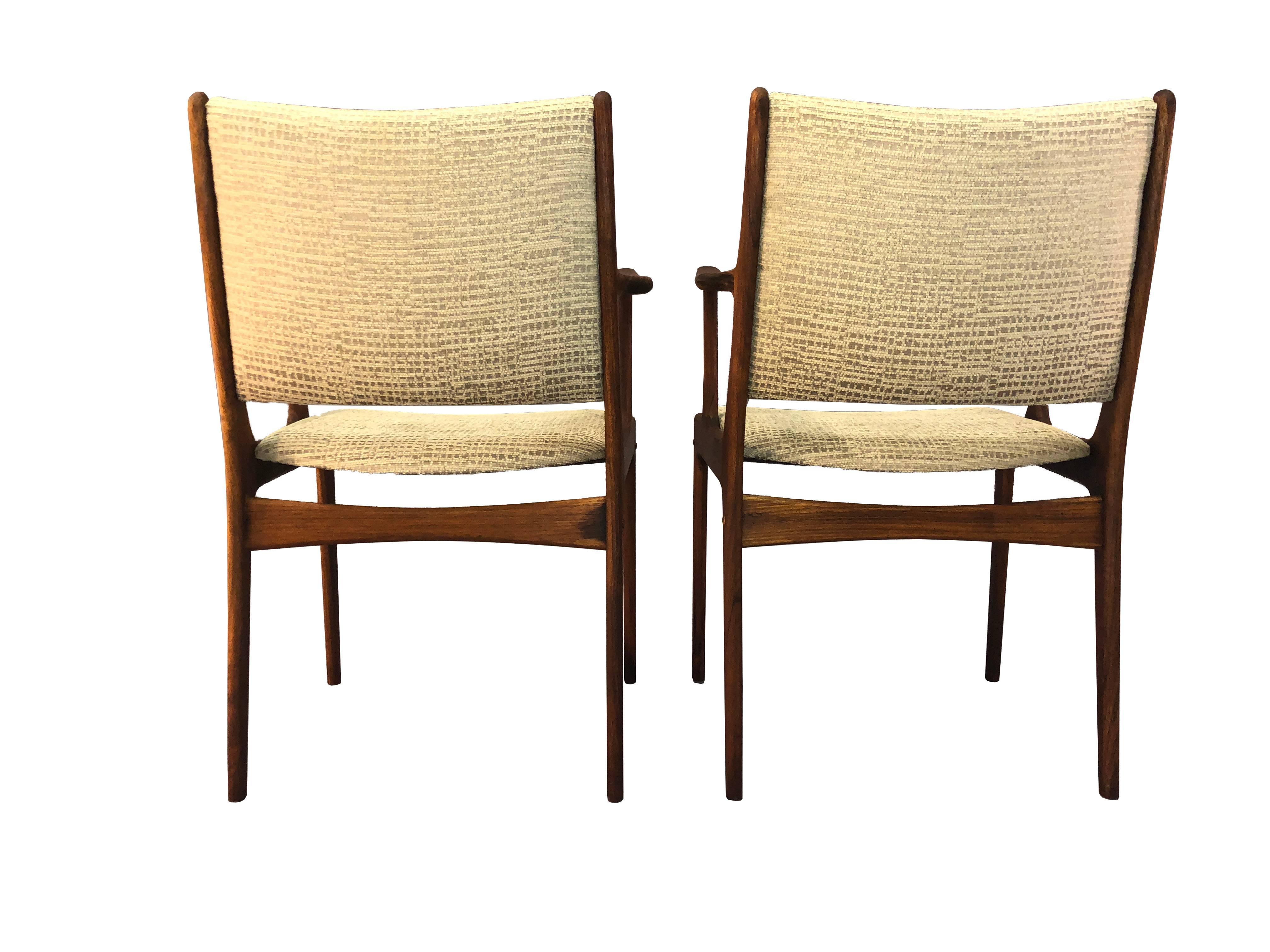 Danish Rosewood Dining Room Chairs Attributed to Johannes Anderson, Set of Five For Sale 4