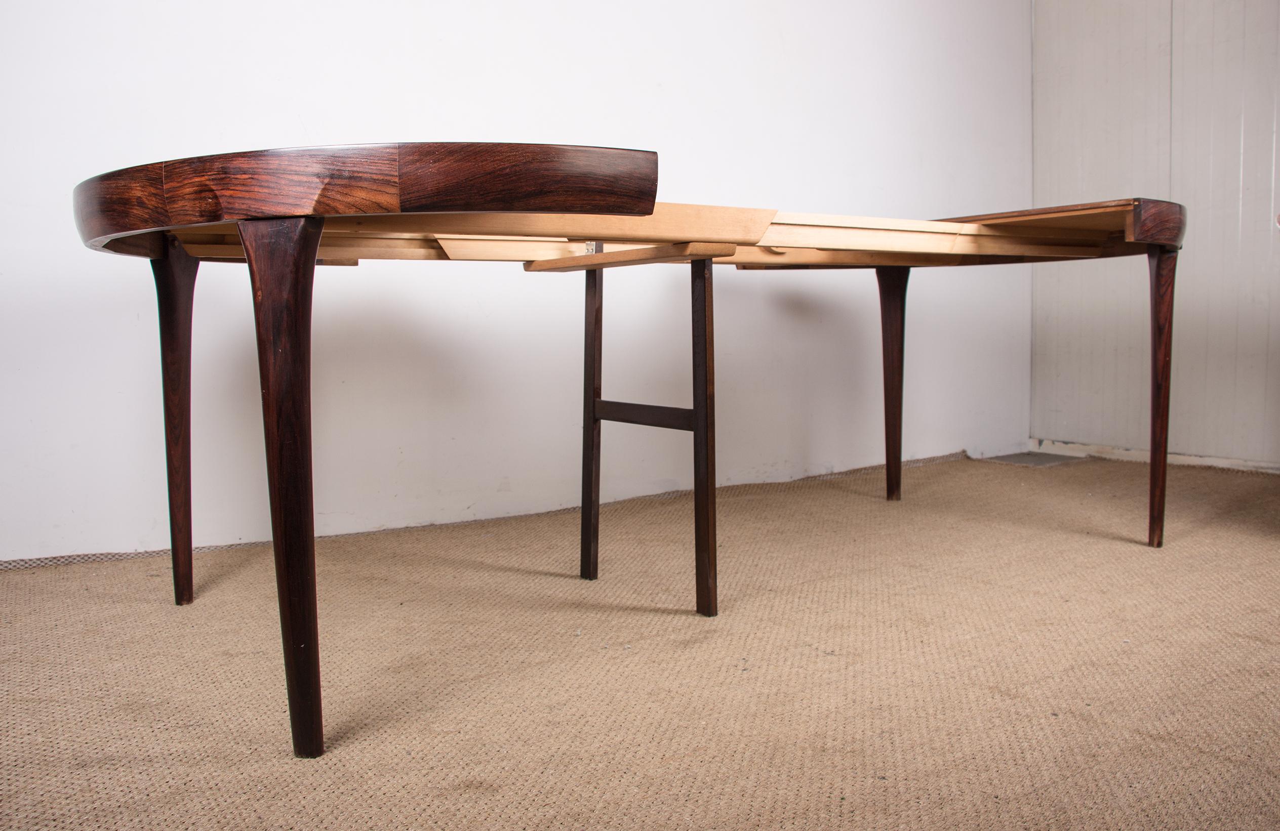 Danish Rosewood Dining Table by Ib Kofod-Larsen for Faarup, 1960s 5