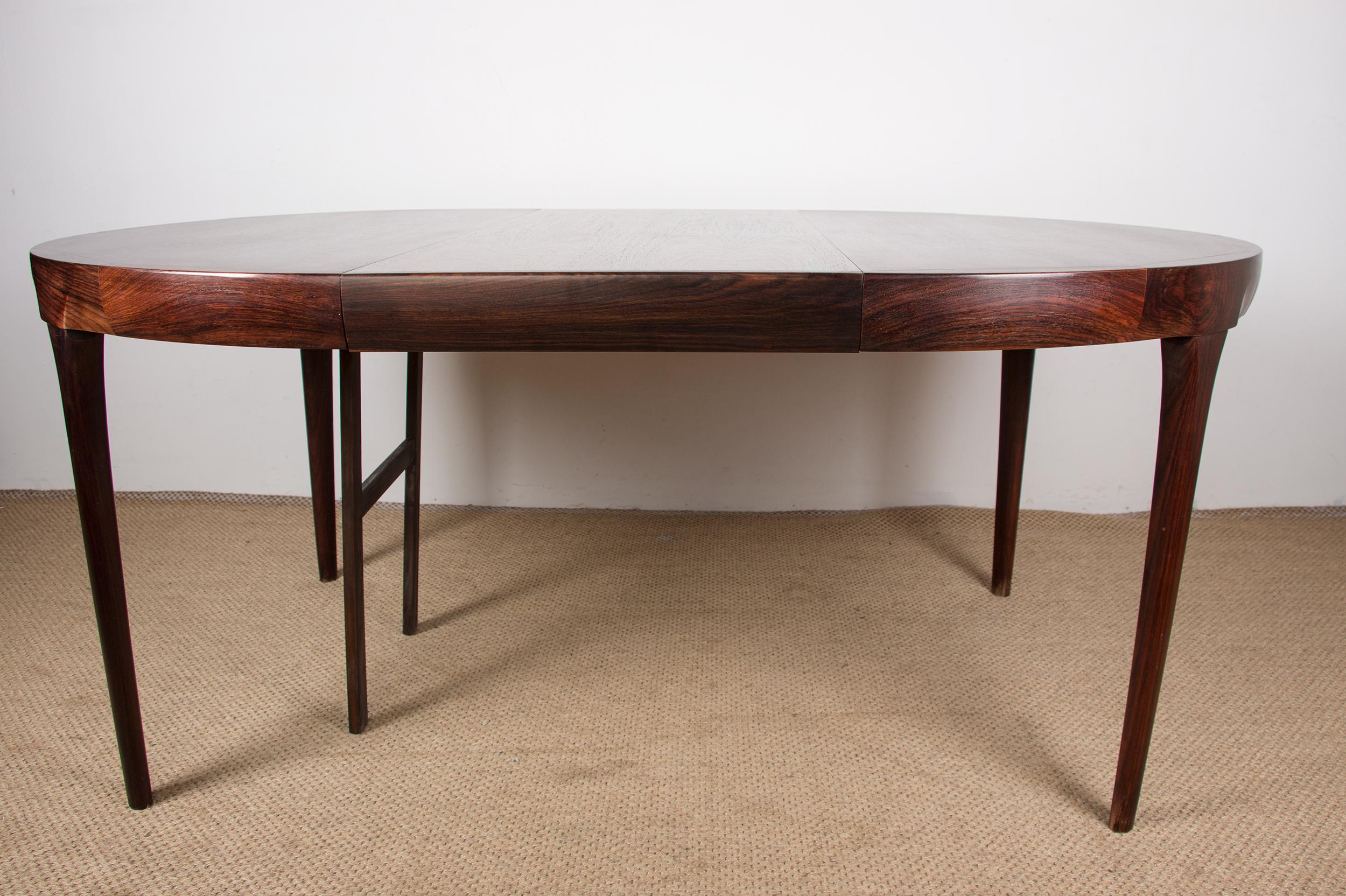 Danish Rosewood Dining Table by Ib Kofod-Larsen for Faarup, 1960s 11