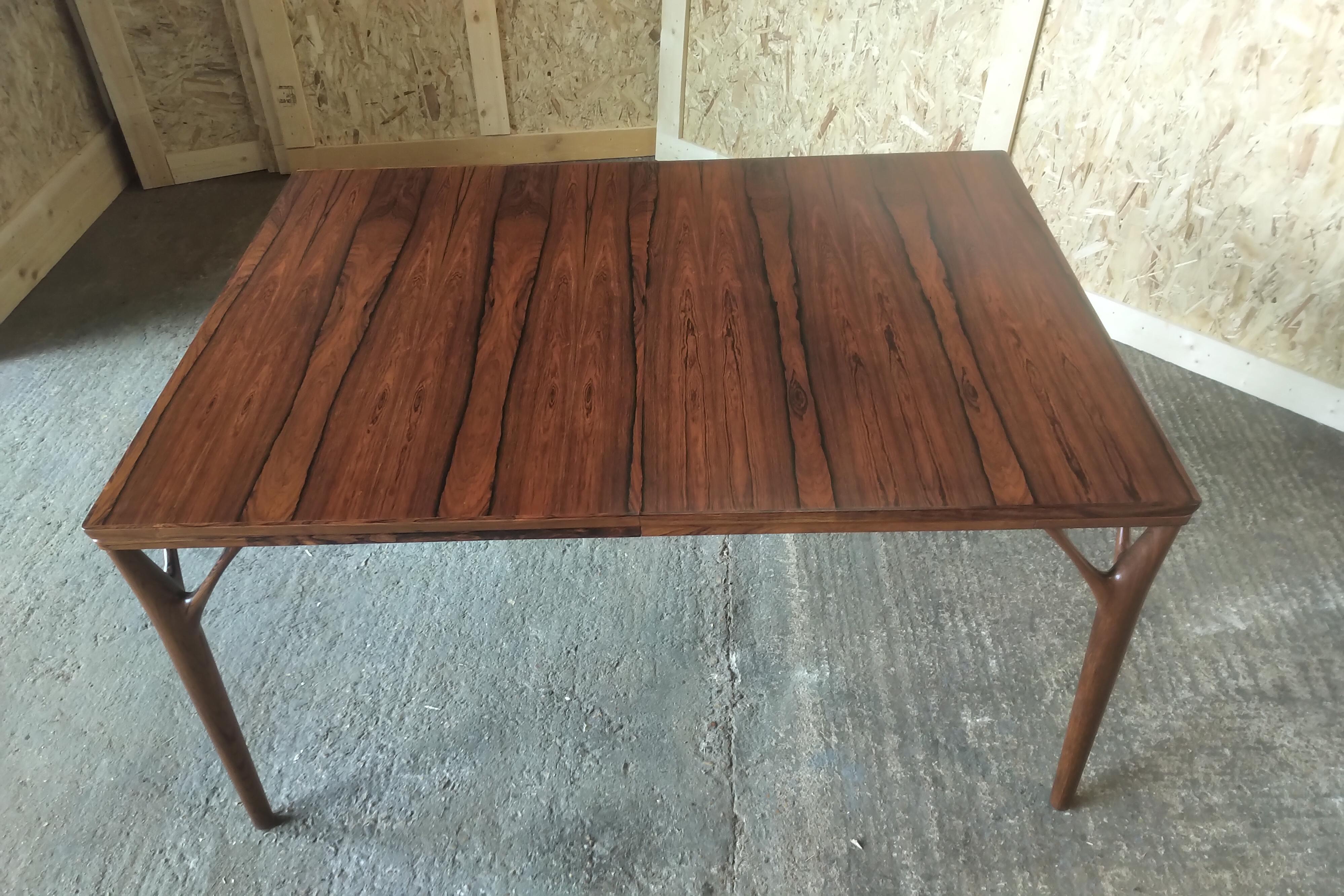 Danish Rosewood Dining Table circa 1950s Attributed to Helge Vestergaard Jensen For Sale 2