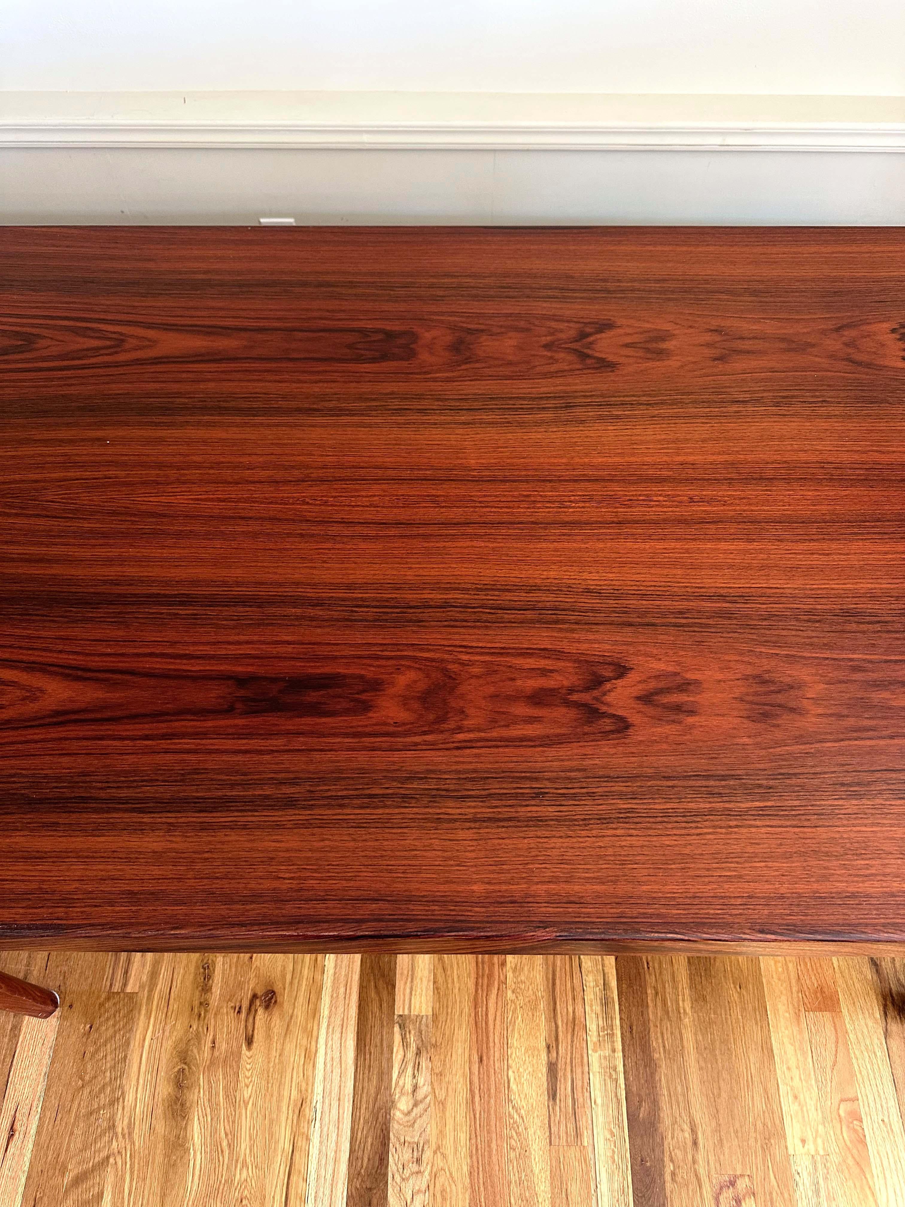 Danish Rosewood Extendable Dining Table by Henning Kjærnulf 4