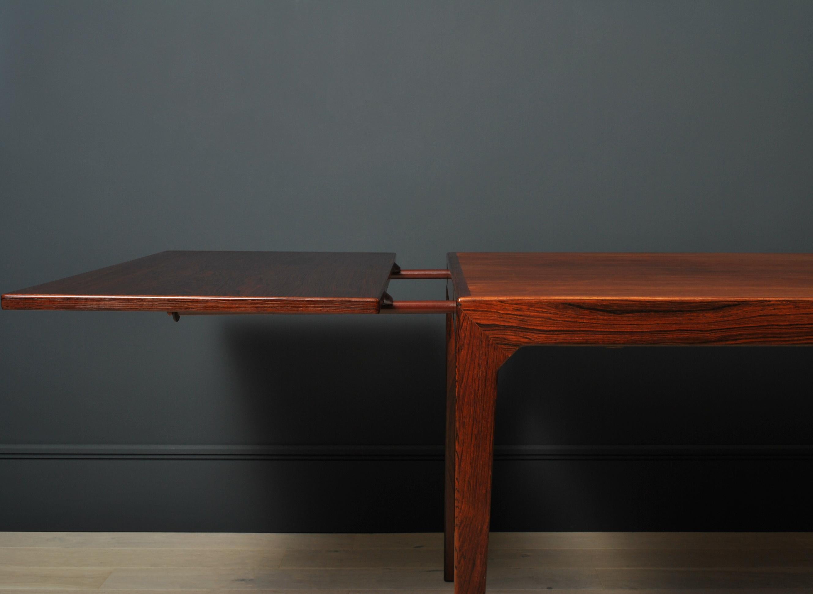 Danish Rosewood Extendable Table, Kai Winding & Poul Hundevad In Good Condition In London, GB