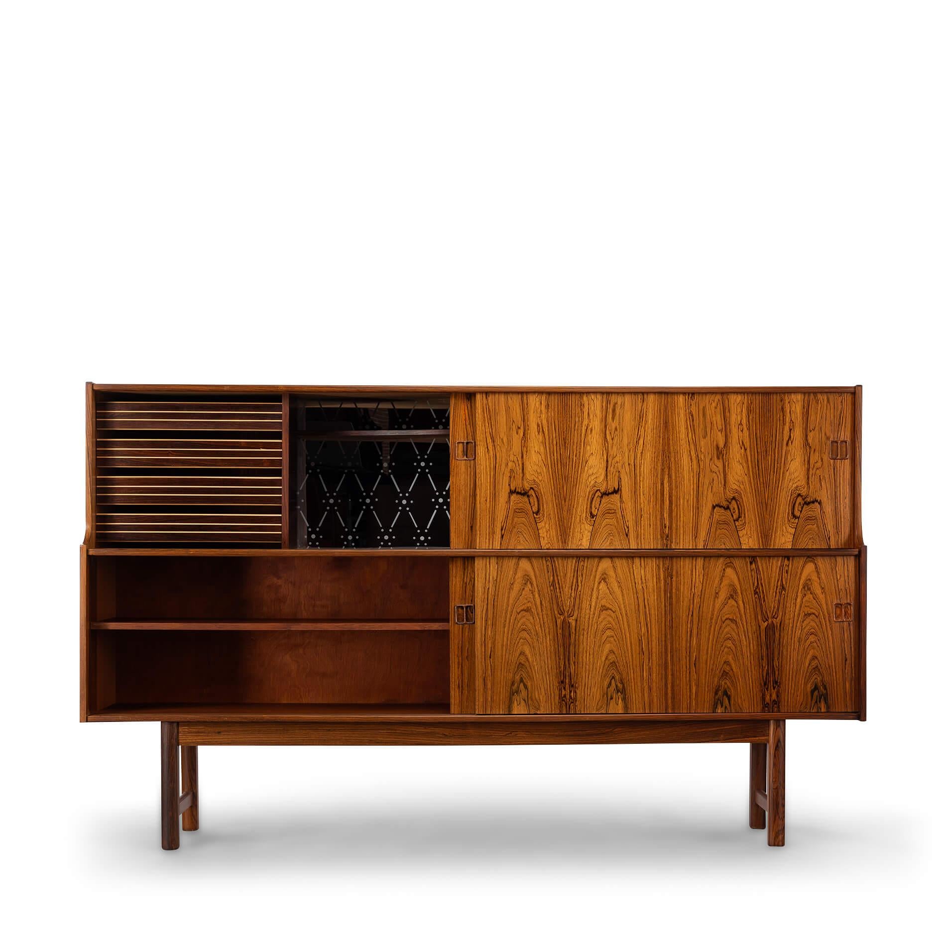 Mid-Century Modern Enfilade haut danois en bois de rose, années 1960 en vente